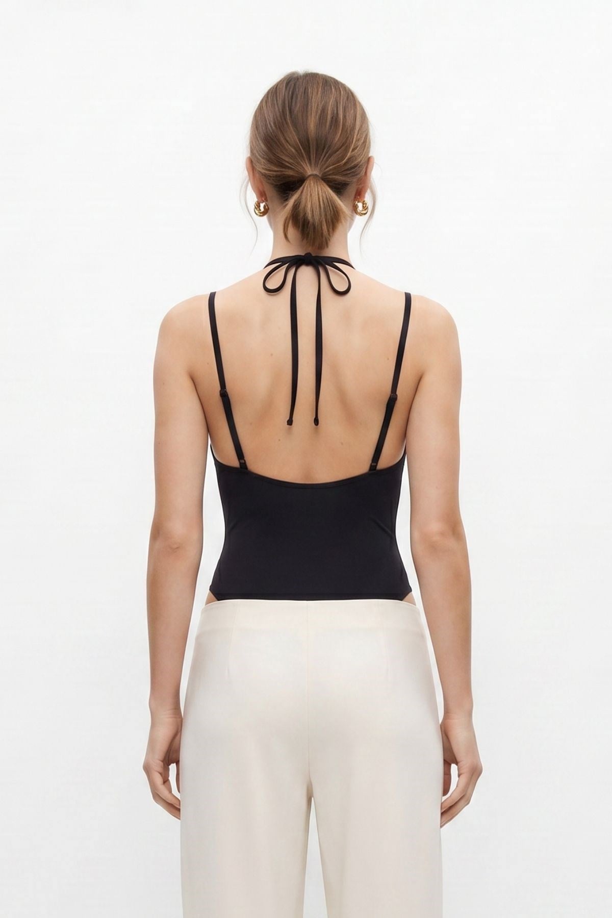 Siyah İnce Askılı Dantel Detaylı Çıtçıtlı Bodysuit 3235