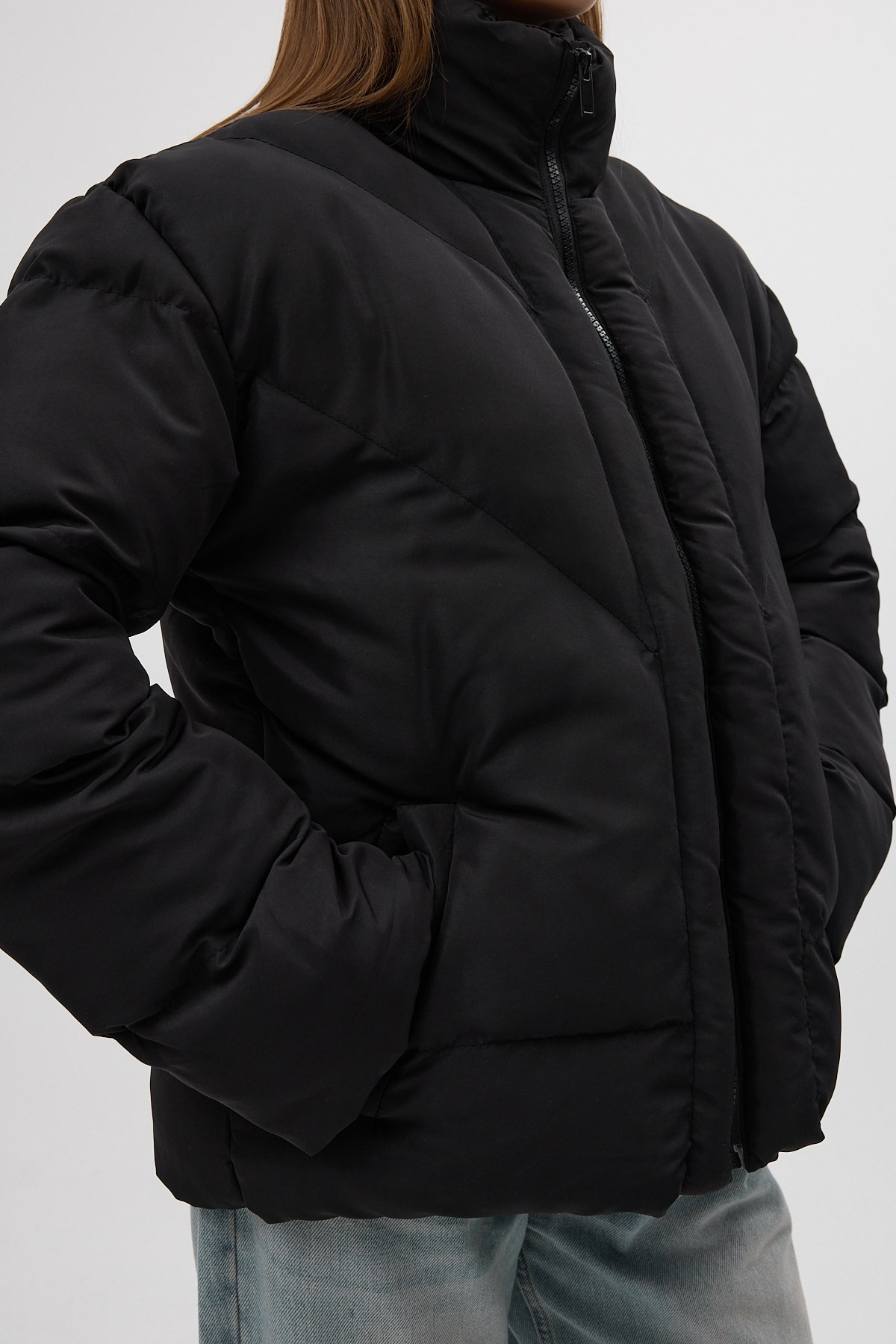 Siyah Oversize Dik Yaka Şişme Mont 4010