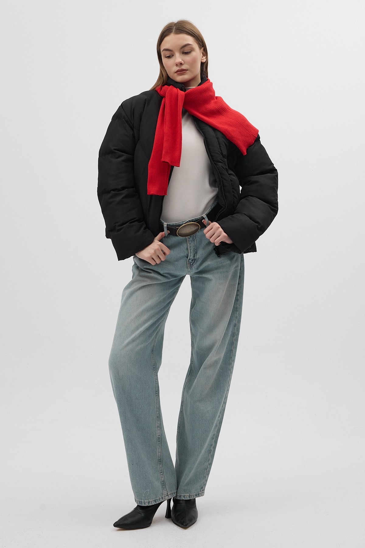 Siyah Oversize Dik Yaka Şişme Mont 4010