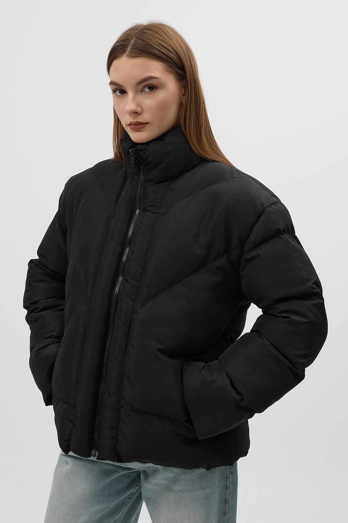 Siyah Oversize Dik Yaka Şişme Mont 4010