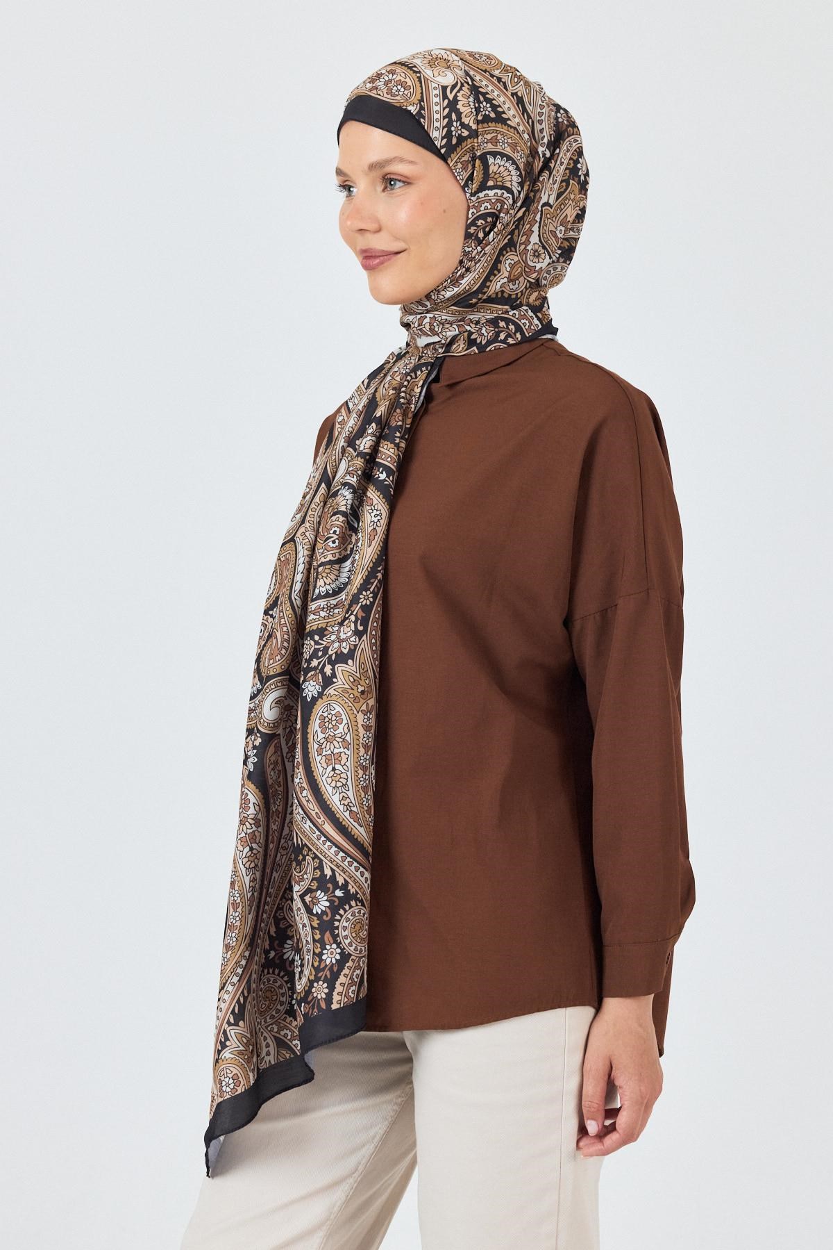 Siyah Retro Desenli Şal 4004