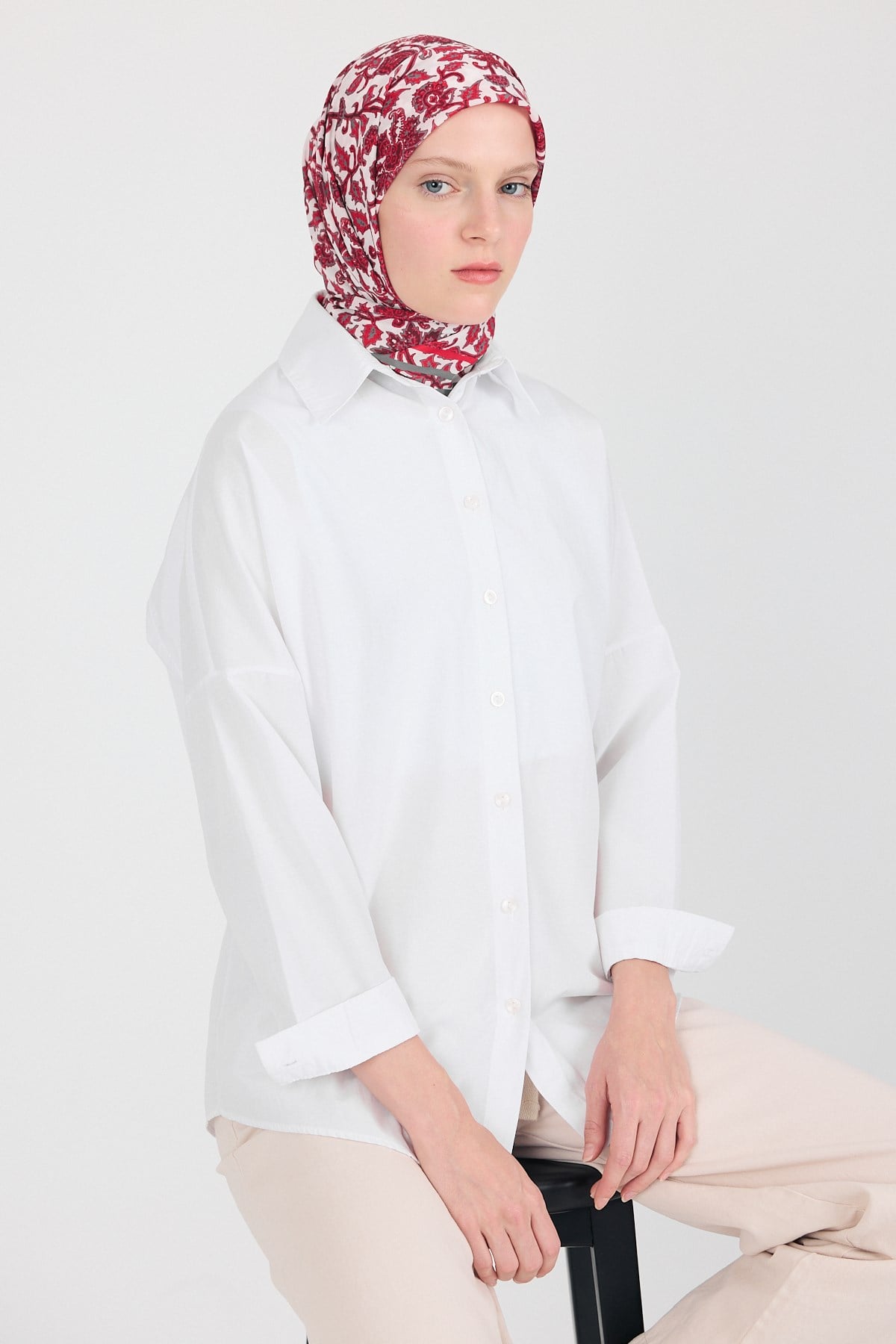 Vişne Desenli Eşarp 5695