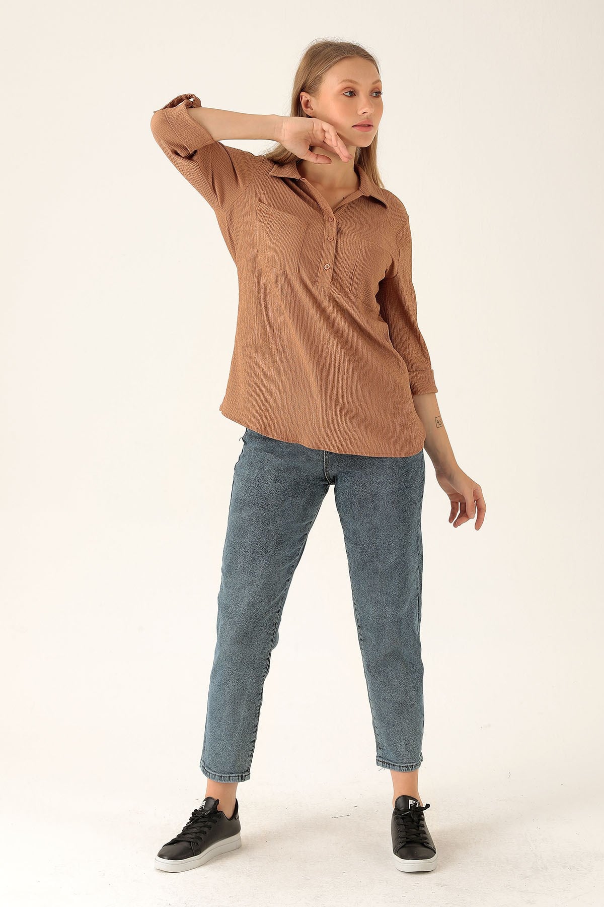 Yaka Düğmeli Bluz - 6597A Taba