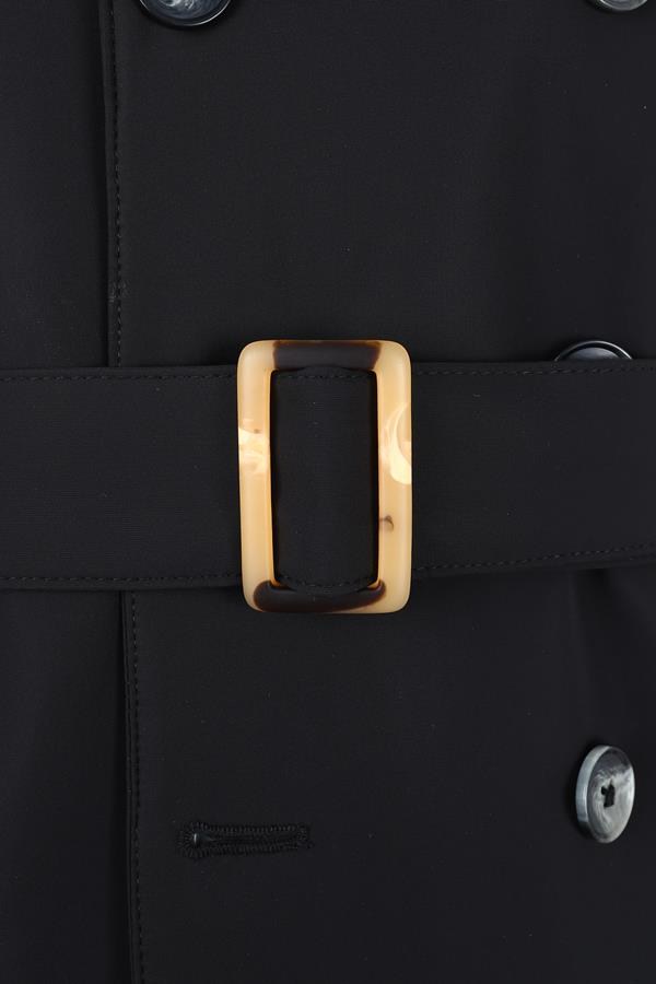Trenç Coat