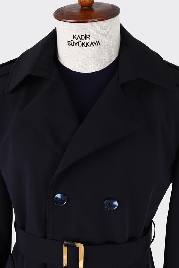 Trenç Coat
