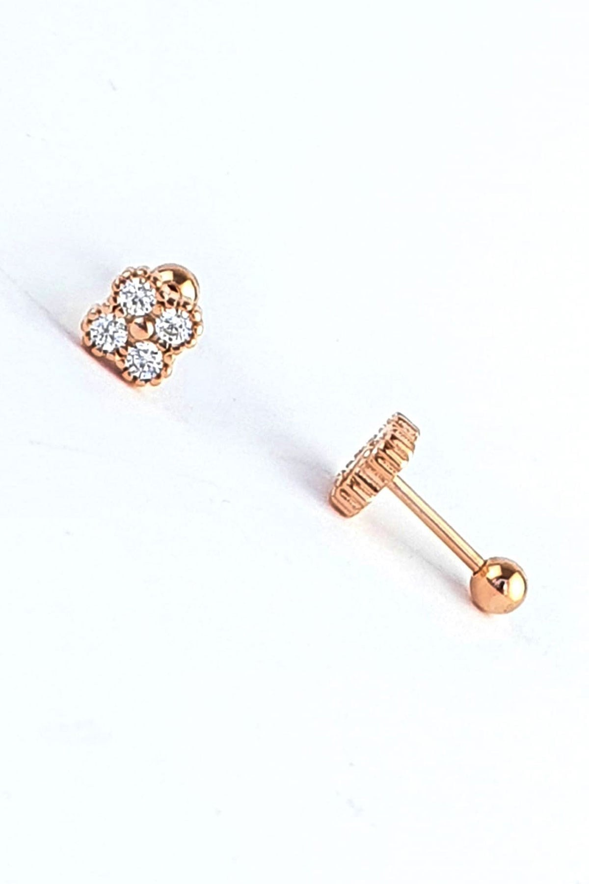 925ayar gümüş üzerine rose altın kaplama Zirkon taş detaylı Çiçek Figürlü Tragus Kıkırdak Piercing