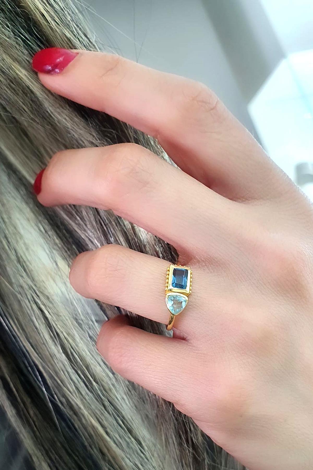 Mavi topaz ve Aquamarin Taşlı 925ayar Gümüş Üzerine Altın Kaplama Tasarım Doğal Taş Yüzük 