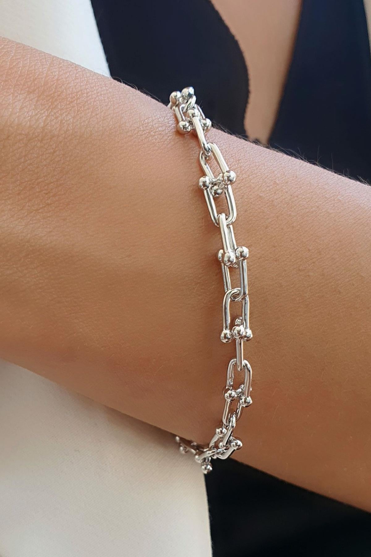 Ose Exclusive Pırlanta Parlaklığında Zirkon Taşlı İtalyan Tasarımı 925 ayar Gümüş Tarz bileklik 