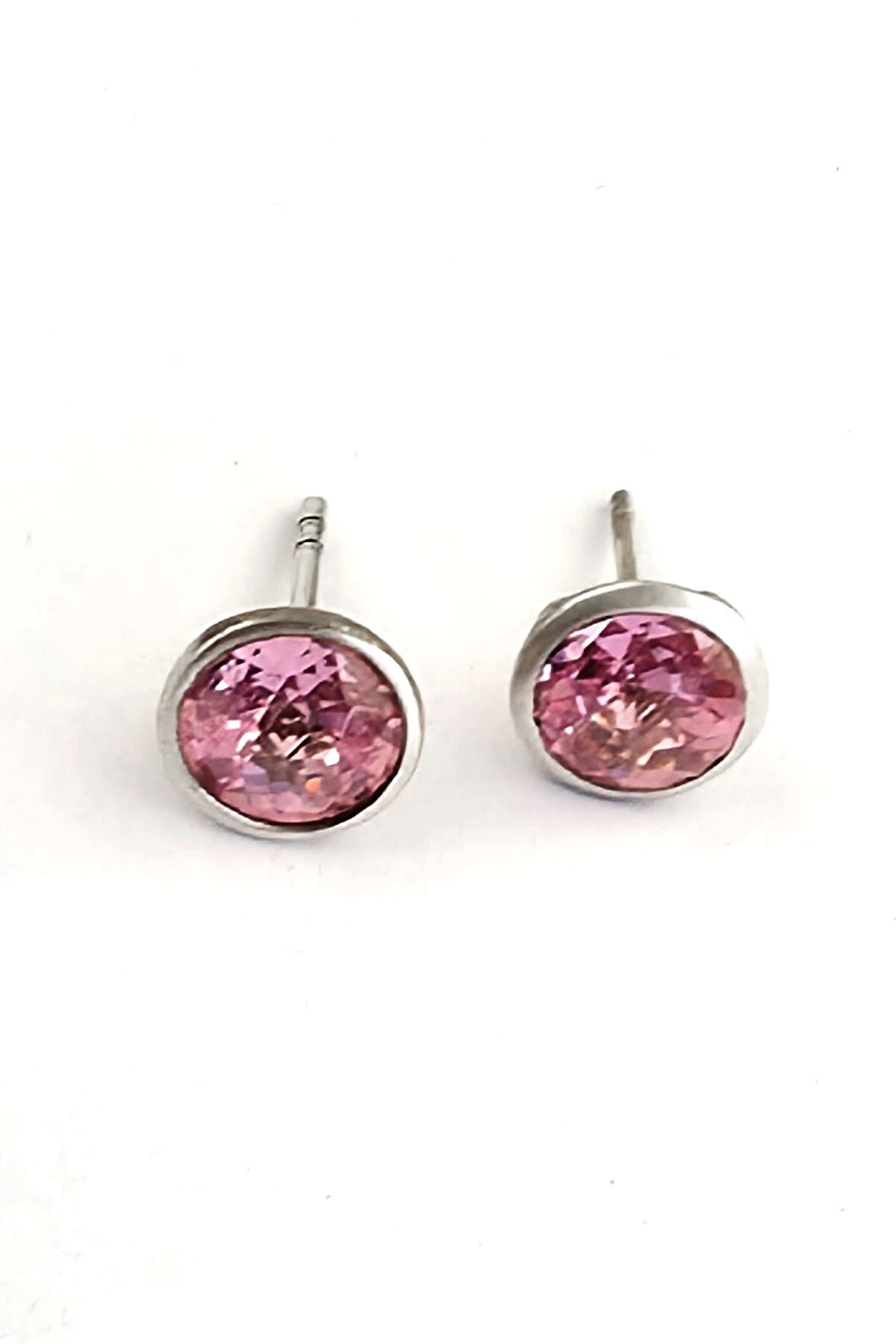 Pembe zirkon Taş Detaylı 925ayar Gümüş İtalyan Tasarımı Küpe 