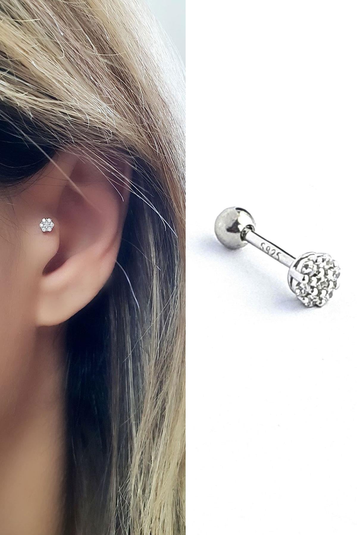 Pırlanta Parlaklığında Zirkon Taşlı 925ayar Gümüş Tragus Helix Kikirdak piercing