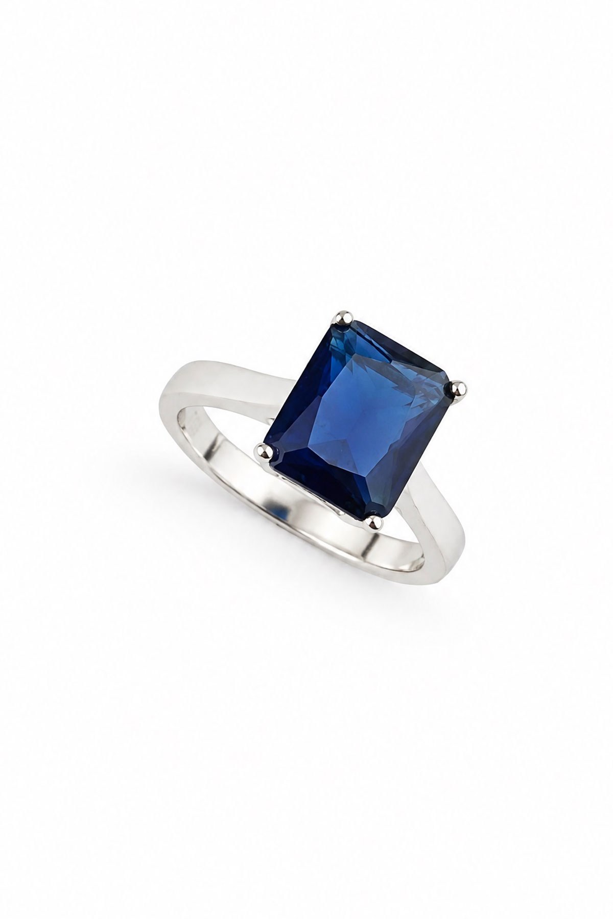 Sky diamond Blue Safir Taşlı 925 ayar Gümüş Üzerine Beyaz Altın Kaplama baget  Tek Taş yüzük