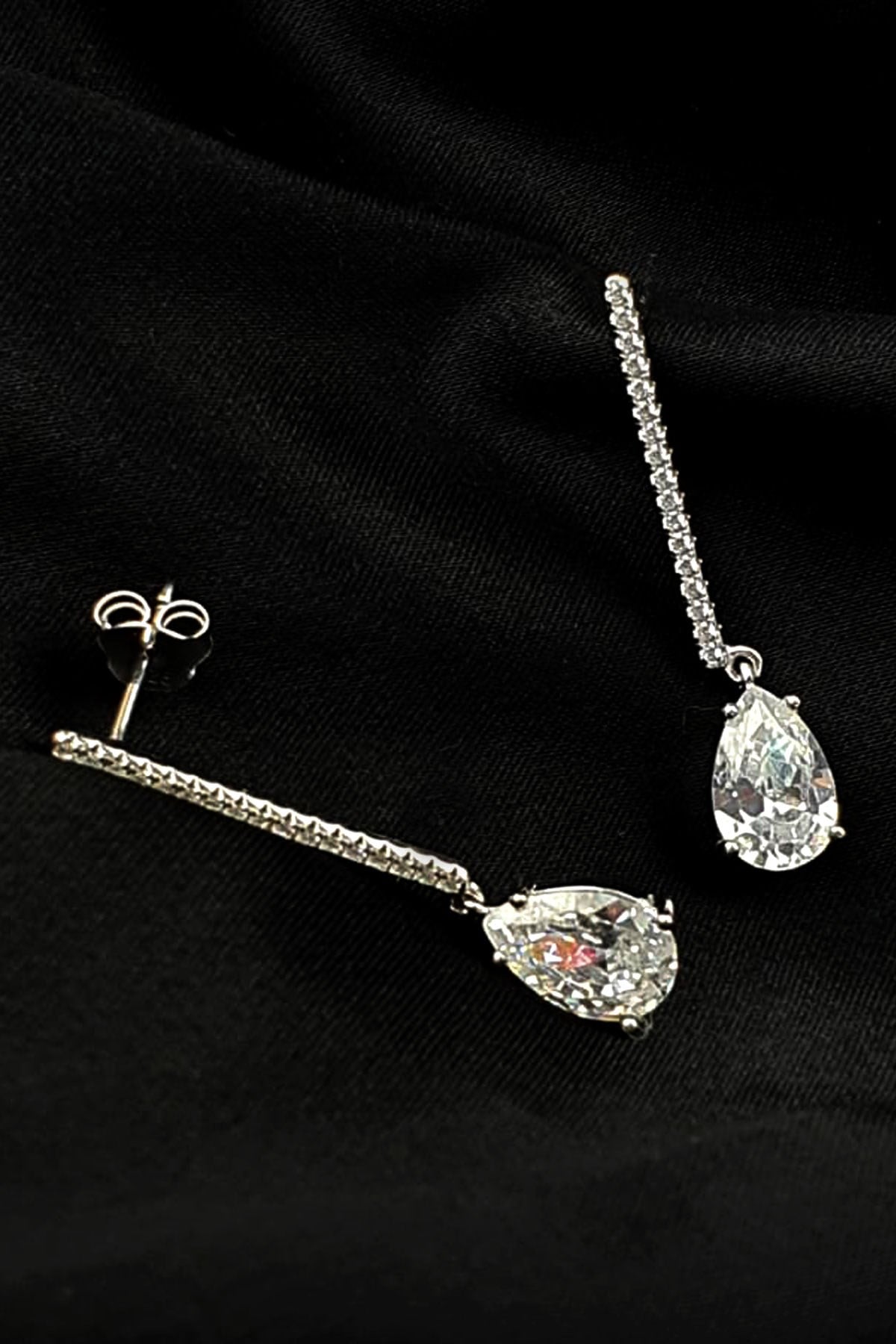 SKY DIAMOND gümüş damla küpe