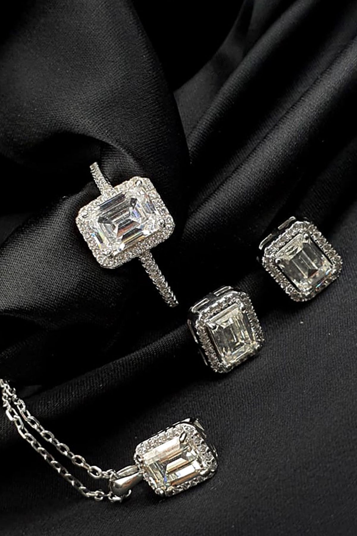 SKY DIAMOND Gümüş Takı Seti