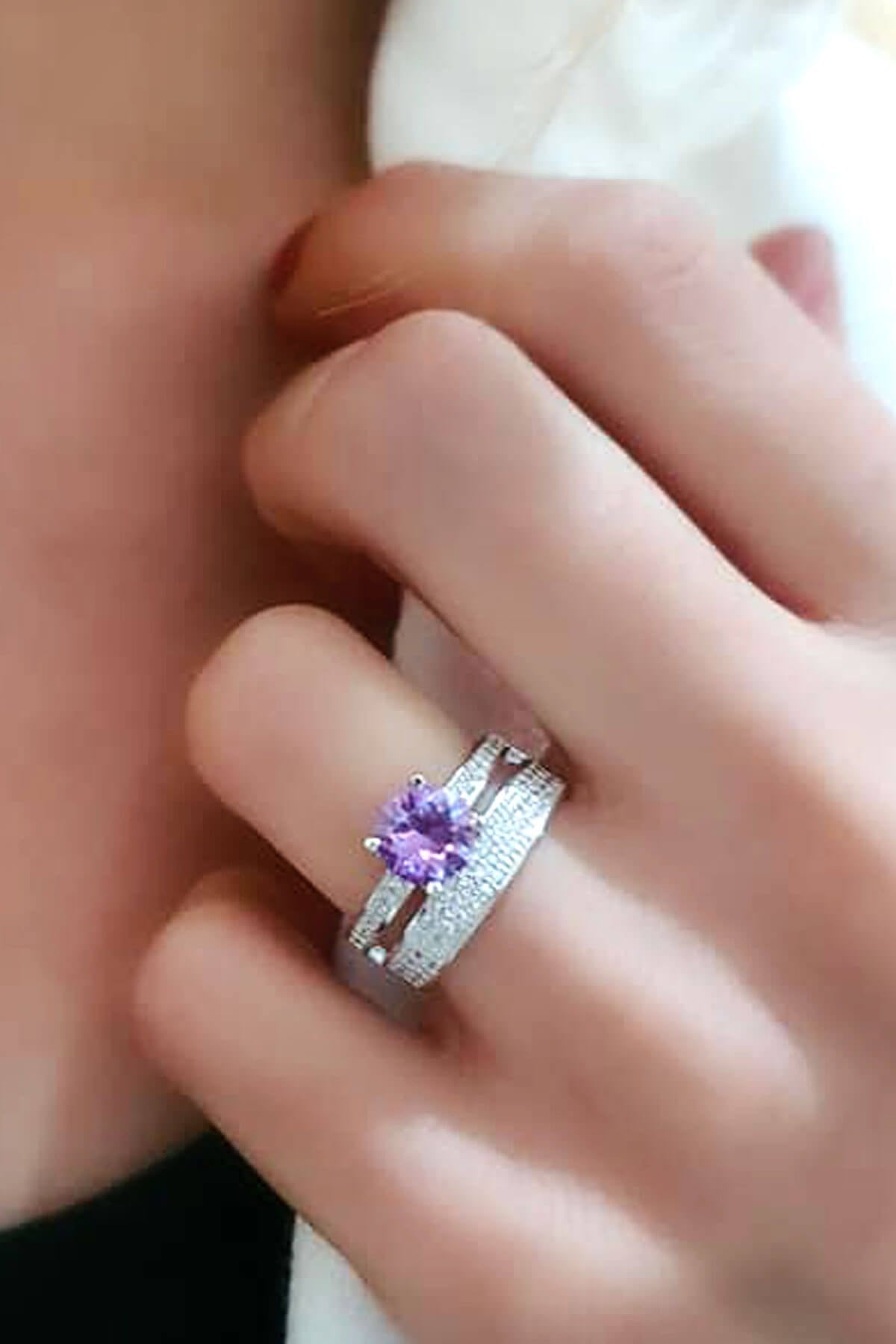 Sky diamond taş detaylı aleksandrit taşlı gümüş lüks yüzük