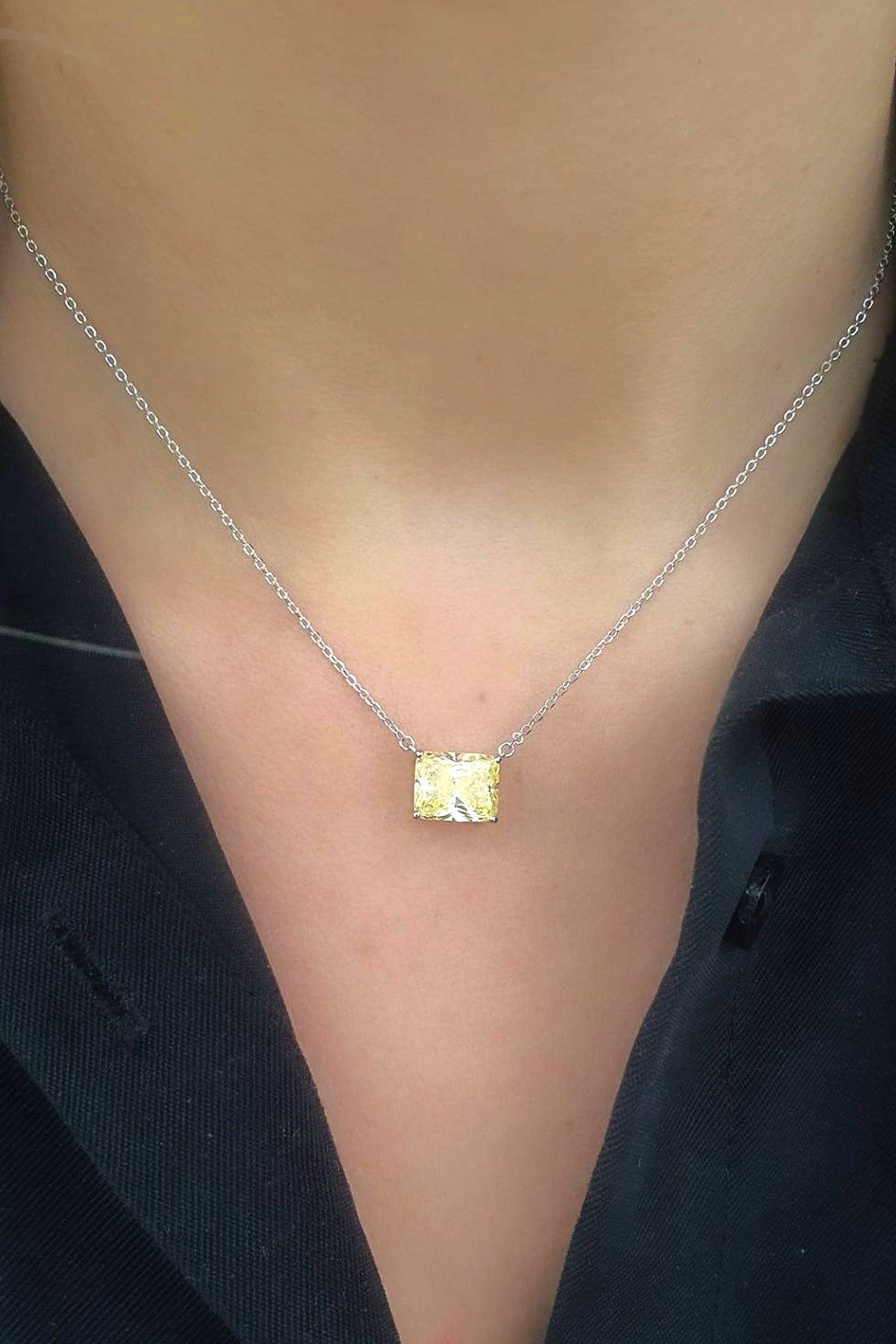 Sky Diamond Yellow Sitrin Taşlı 925 Ayar Gümüş Tek Taş Kolye 