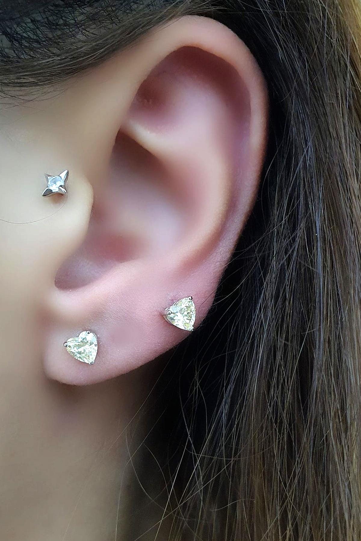 Sky Diamond Yellow Sitrin Taşlı Minimal Kalp Küpe