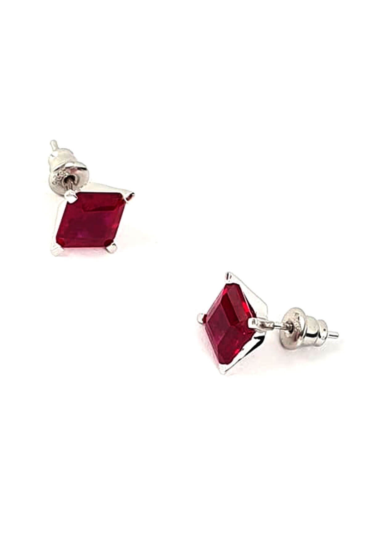 Skydiamond Red creative rubies 925 ayar gümüş kare küpe