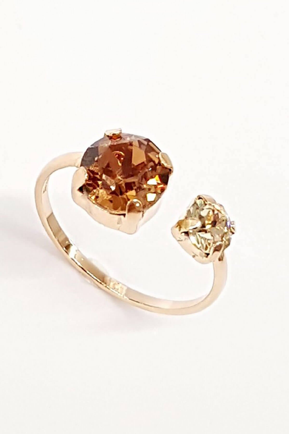 swarovski taşlı gümüş bayan yüzük 