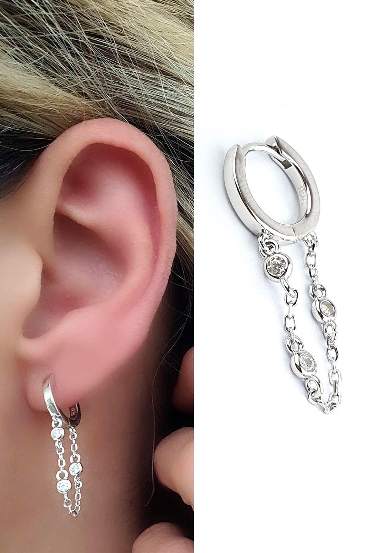 Zirkon Taş Detaylı 925ayar Gümüş  İtalyan Tasarımı Zincirli Halka tek  küpe cap 1cm