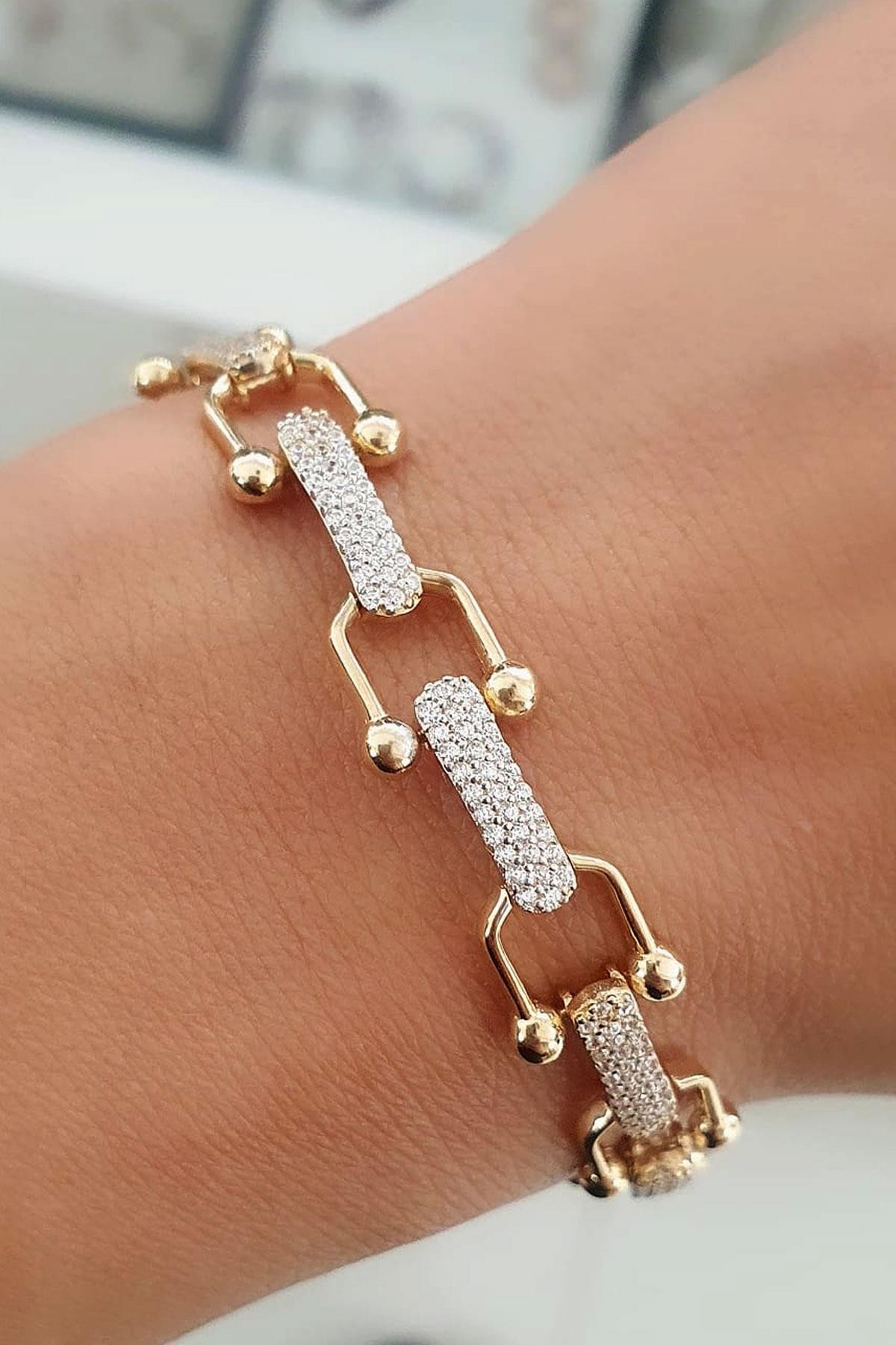 Zirkon Taş Detaylı 925ayar Gümüş Üzerine Altın Kaplama Luxury Tasarım Trend Bileklik
