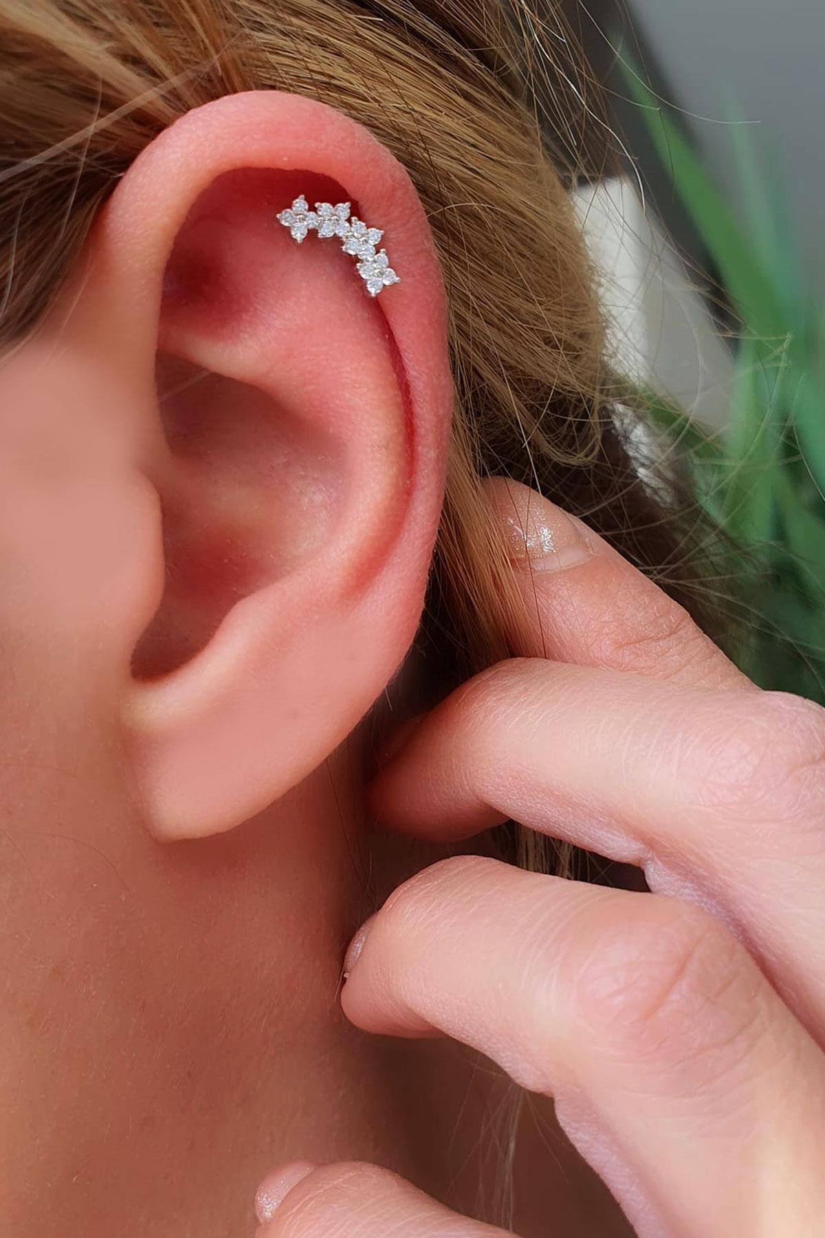Zirkon Taşlı 925ayar Gümüş Çiçek Yay Tragus Kıkırdak Helix Piercing 