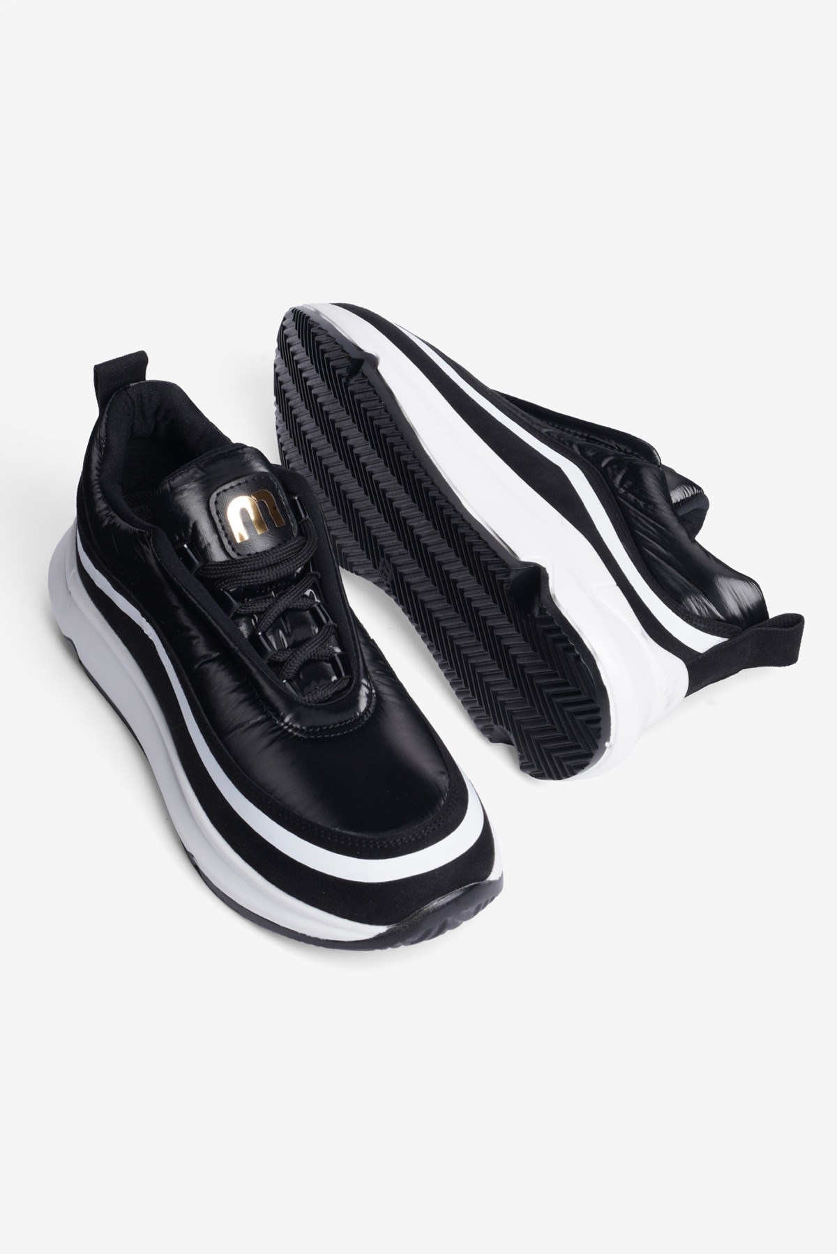 Kadın Anorak Sneaker Süet Detaylı Kalın Tabanlı Bağcıklı Mito Siyah