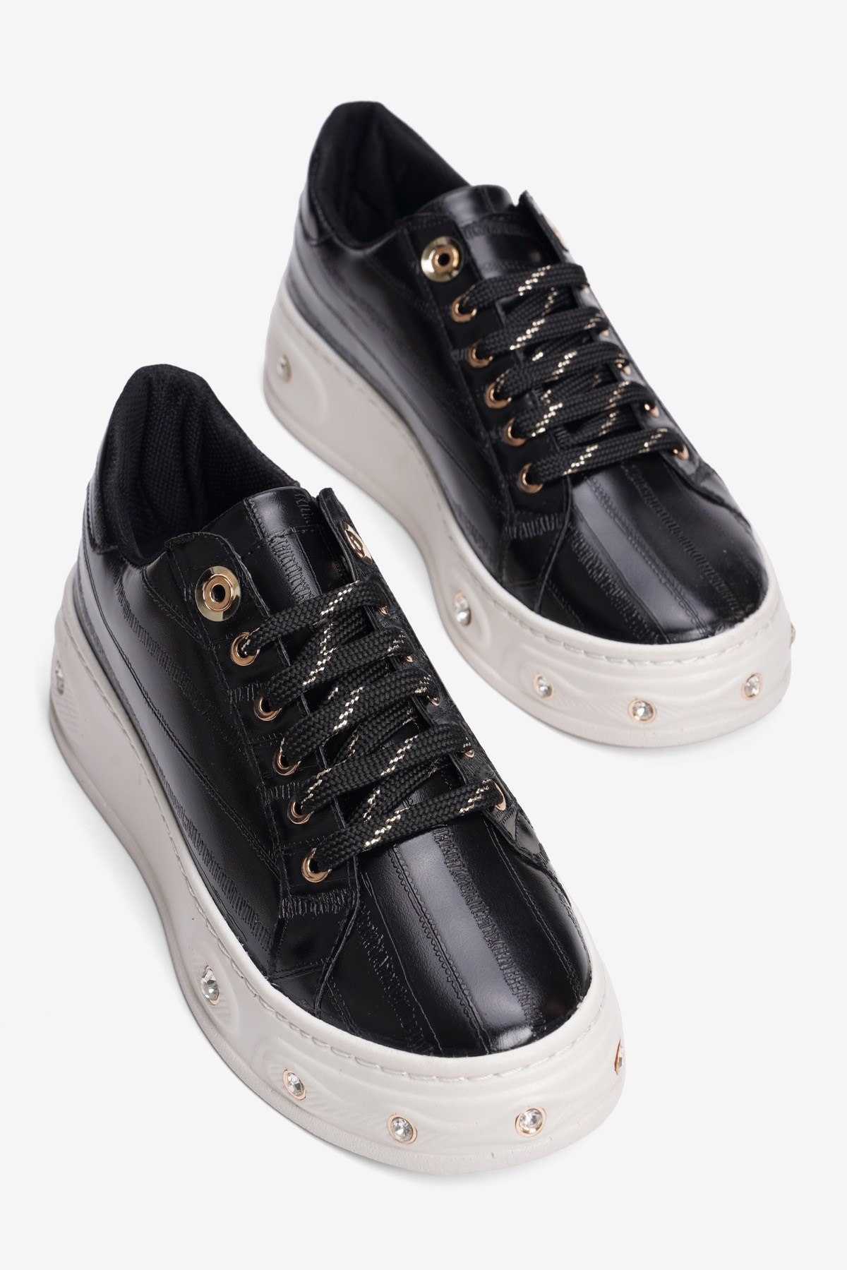 Kadın Çizgi Dokulu Sneaker Kalın Tabanlı Bağcıklı Gold Detaylı Taşlı Vika Siyah