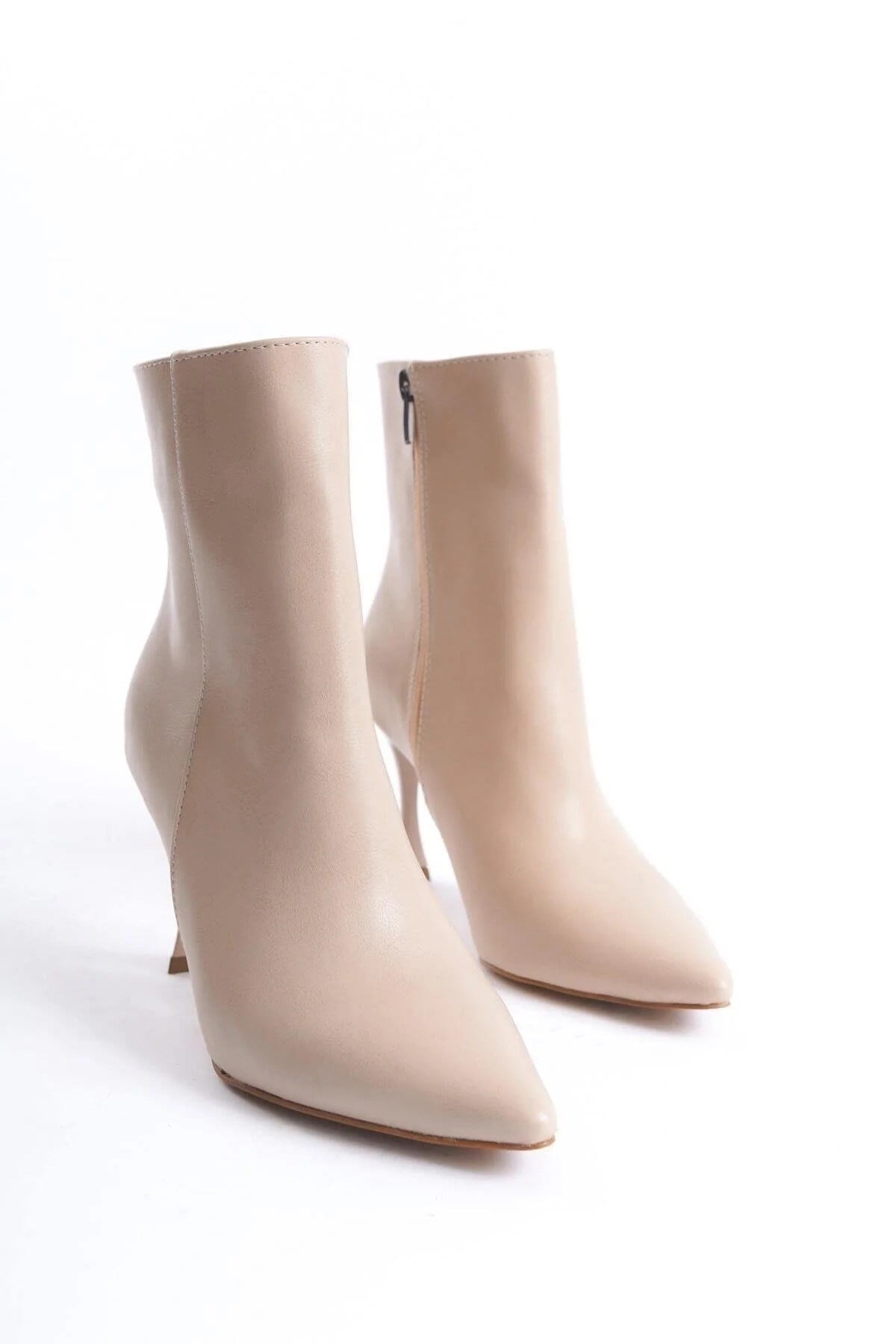 Kadın İnce Topuklu Nude Kısa Sivri Burun Fermuarlı Bot & Bootie MBHRNS800-ND
