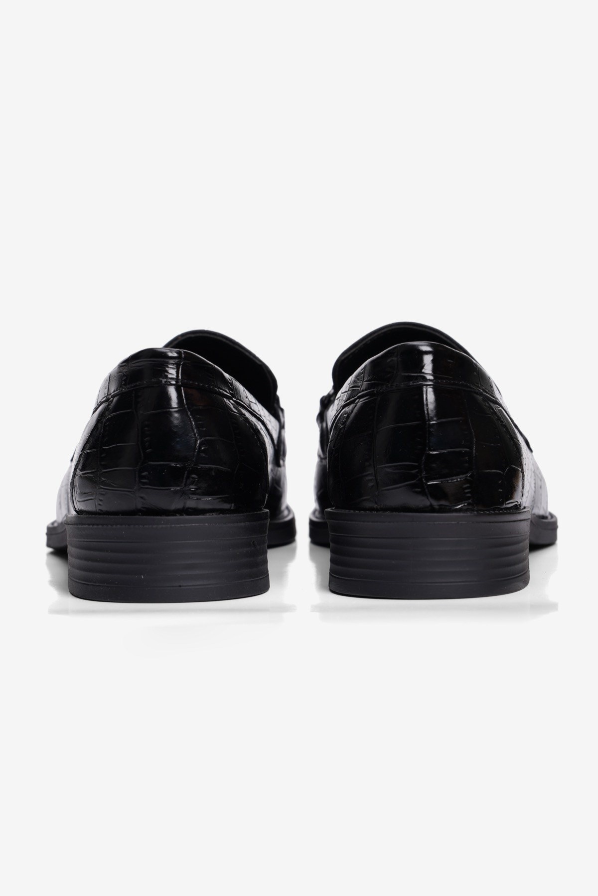 Kadın Kroko Loafer Metal Aksesuarlı Klasik Günlük Ayakkabı Kolej Siyah