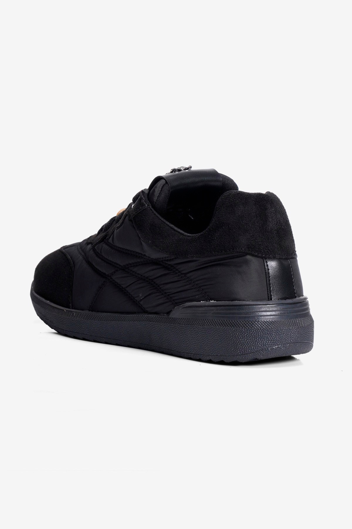 Kadın Paraşüt Sneaker Süet Detaylı Boncuk Aksesuarlı Rika Siyah