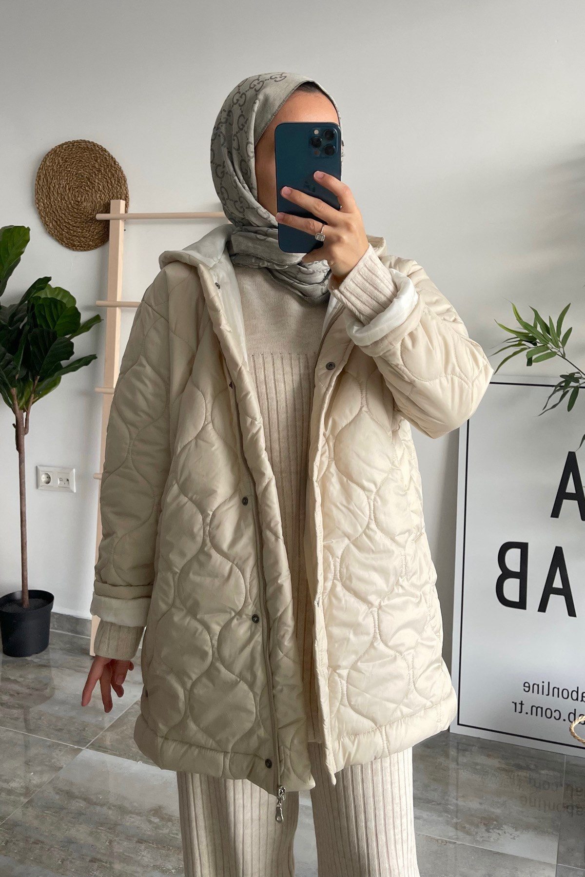 Kapüşonlu Kapitone Mont - Bej