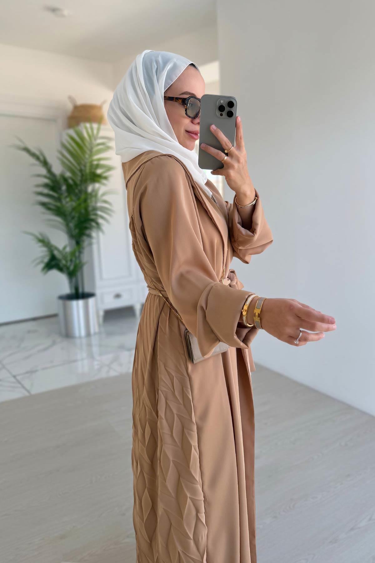 Sırt Detay Dökümlü Abaya - Bej