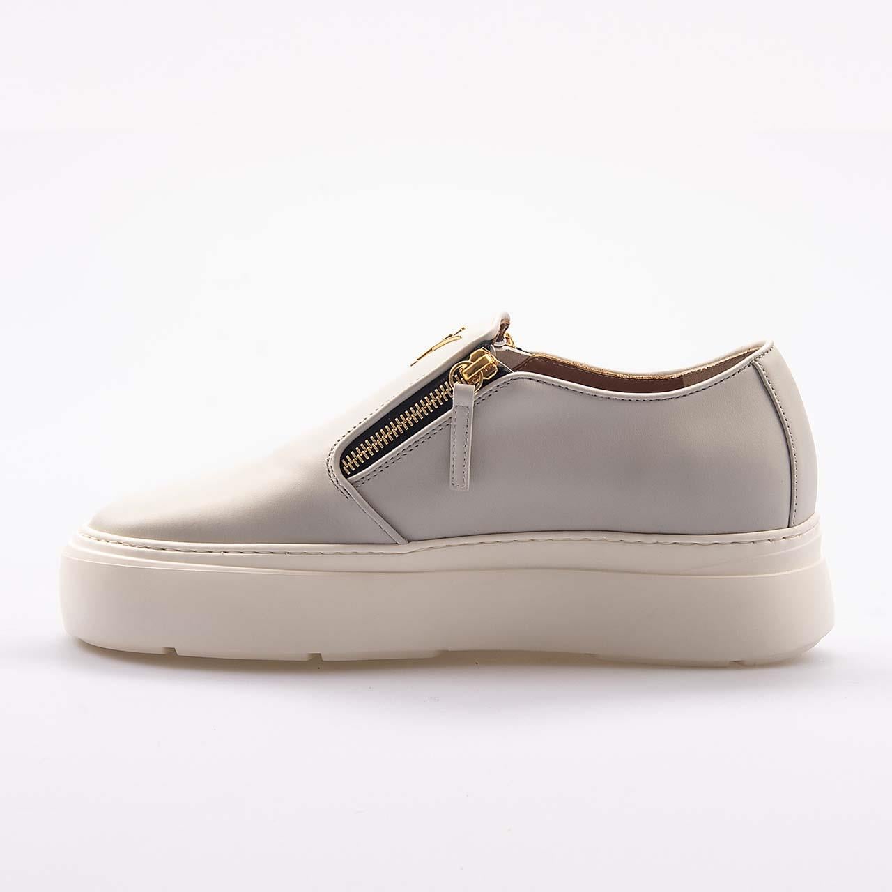 Giuseppe Zanotti   Erkek EU40010