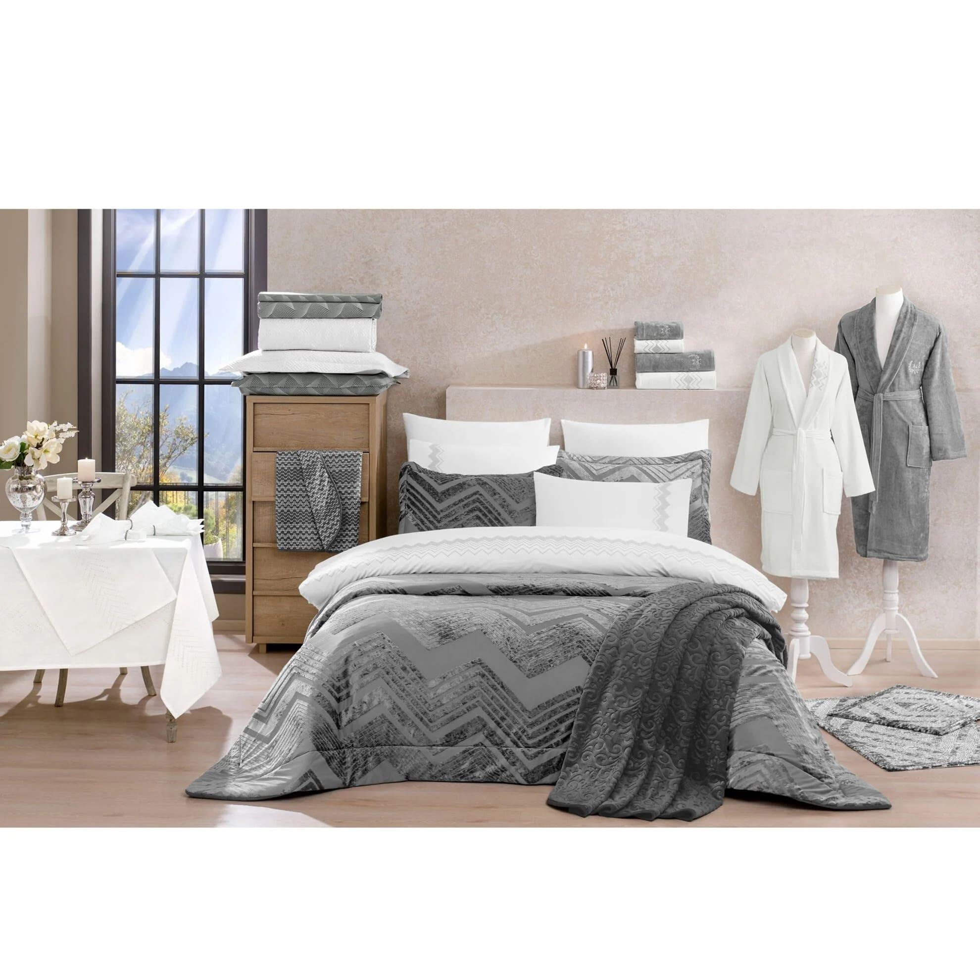 TAÇ 4626 MUTLULUK IŞILTISI ELORA 50 PRC ÇEYİZ SETİ ANTRASİTEv Tekstili Setleri