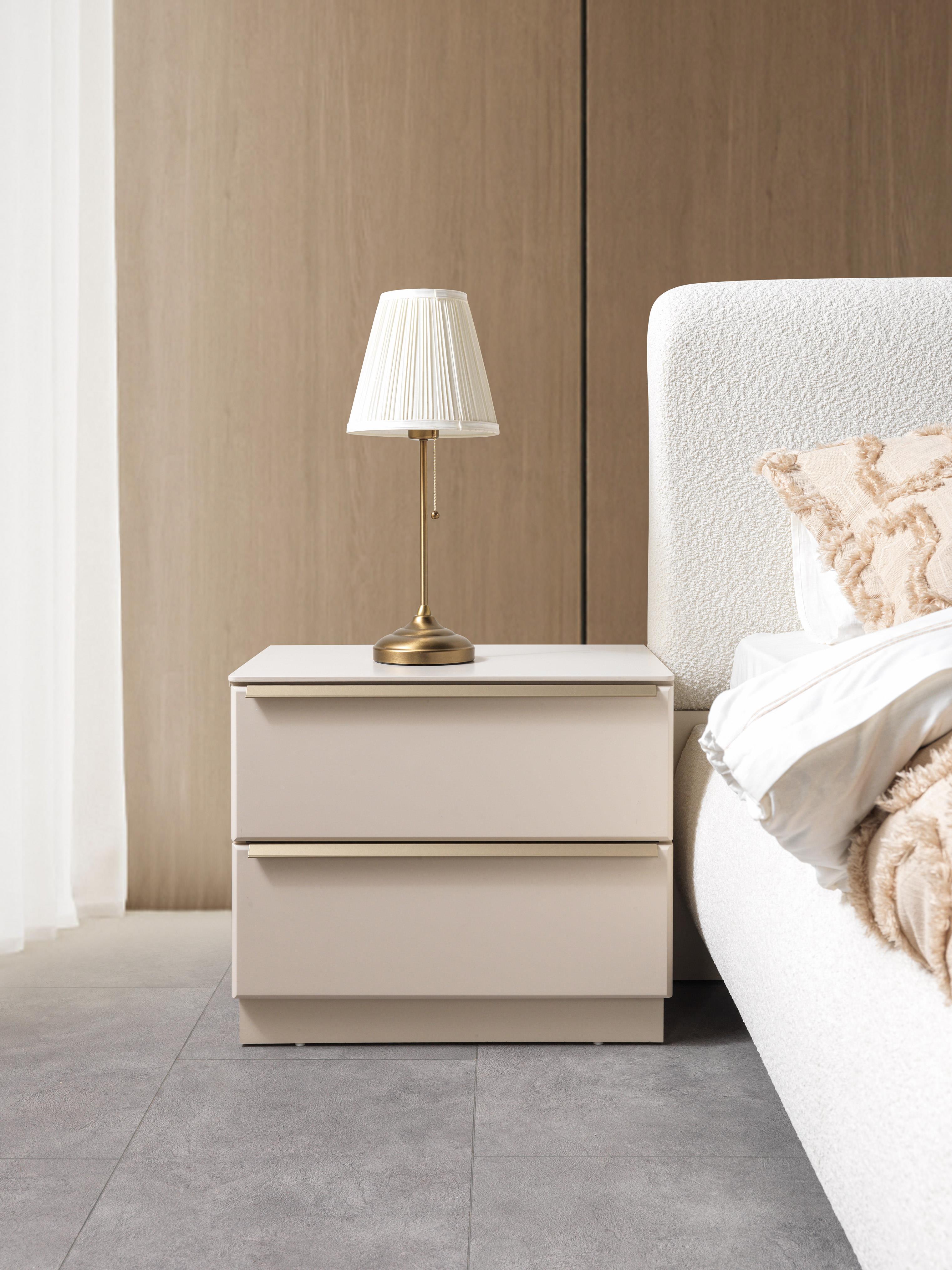 MODASEL ASOS KOMODİNKOMODİN