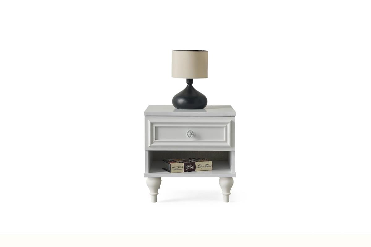 Seven İskenderiye KomodinKomodin