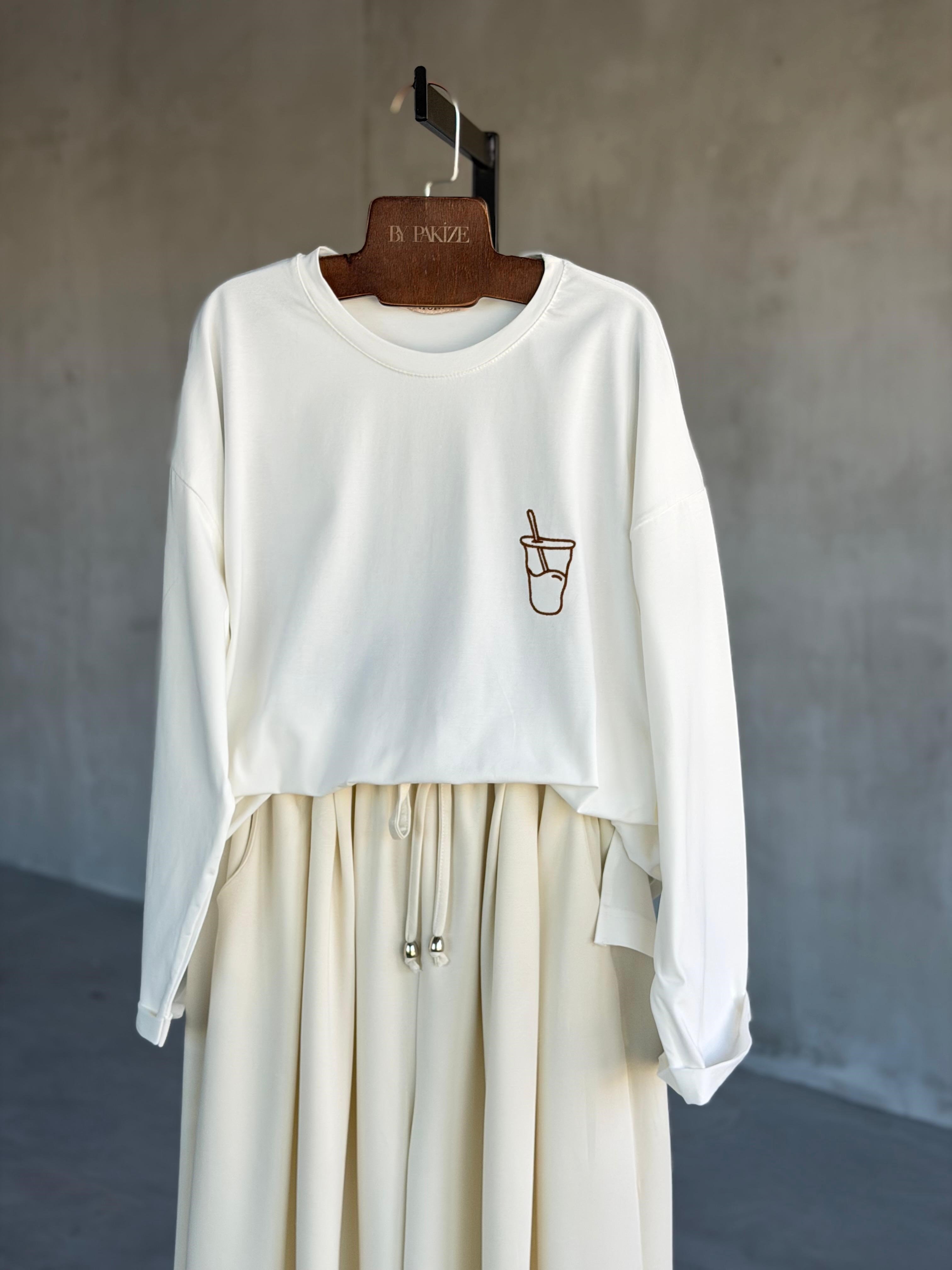  Basic Oversize Ön Arka Nakışlı Coffee Tişört (Beyaz)