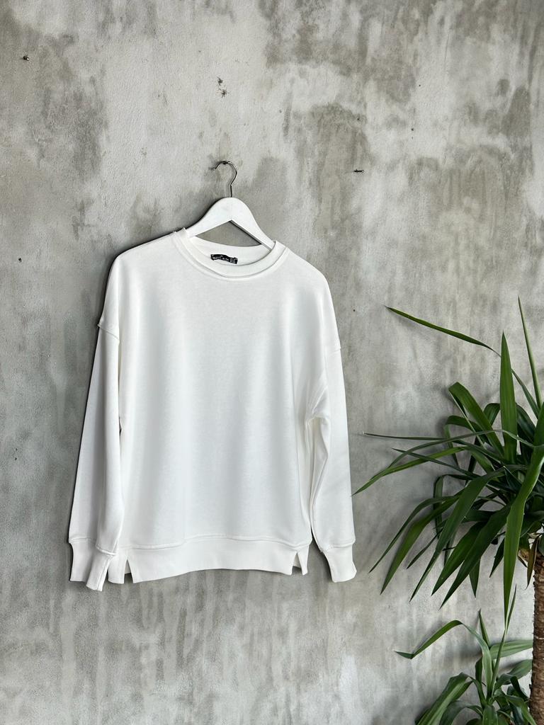 Basic Model Kadın Sweat (Beyaz)