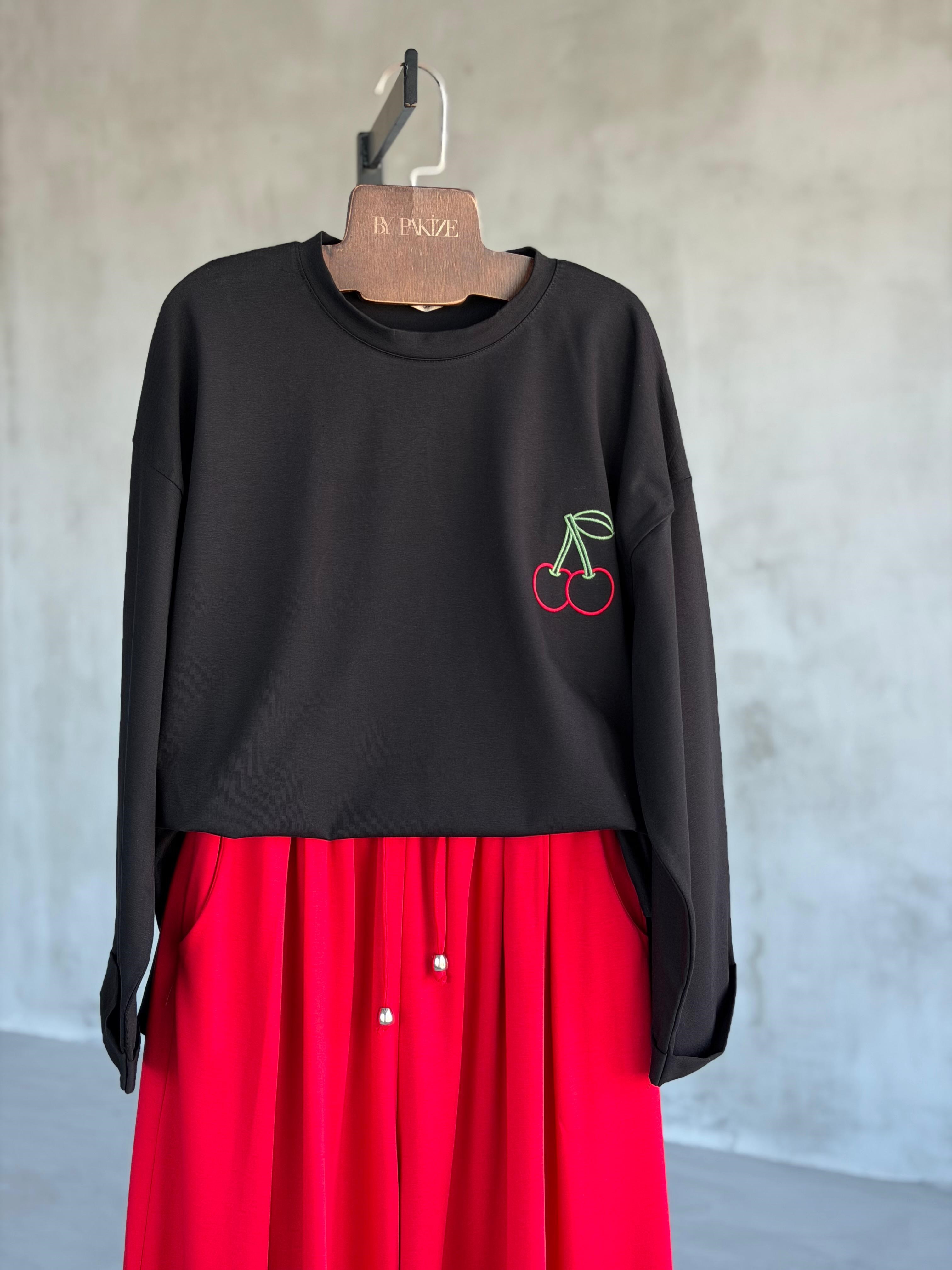 Basic Oversize Ön Arka Nakışlı Kiraz Tişört (Siyah)