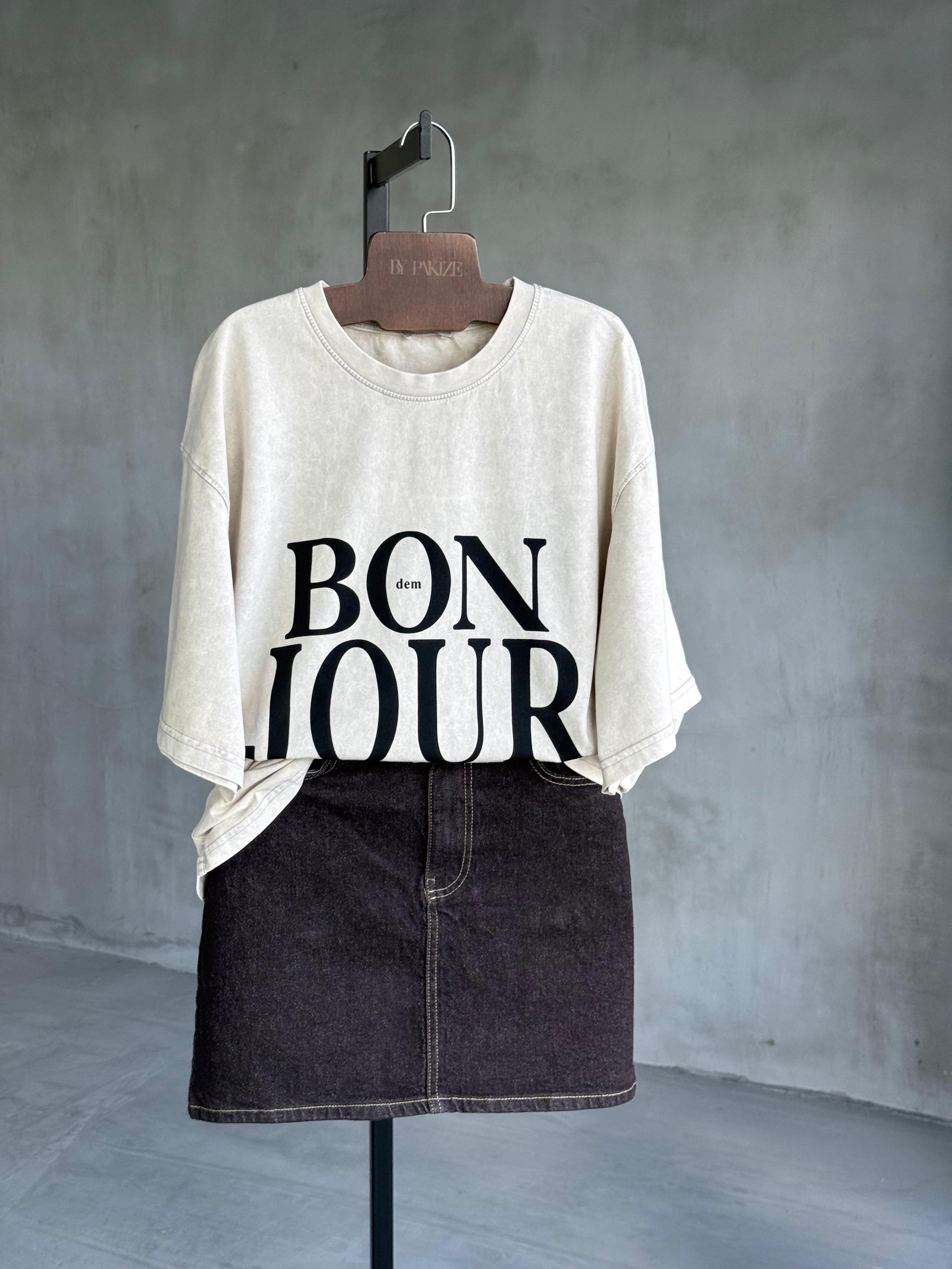 Bonjour Yazı Baskılı Taş Yıkamalı Oversize Dokuma Tişört (Taş)