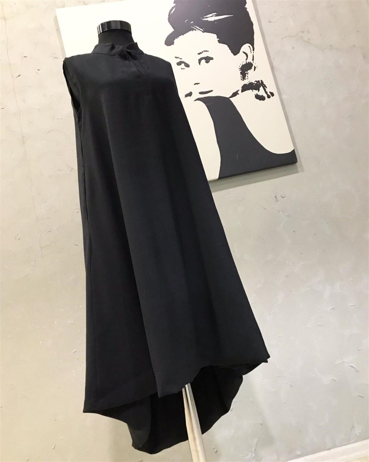 Coton Kumaş Komple Astarlı Salaş Model Elbise (SİYAH)
