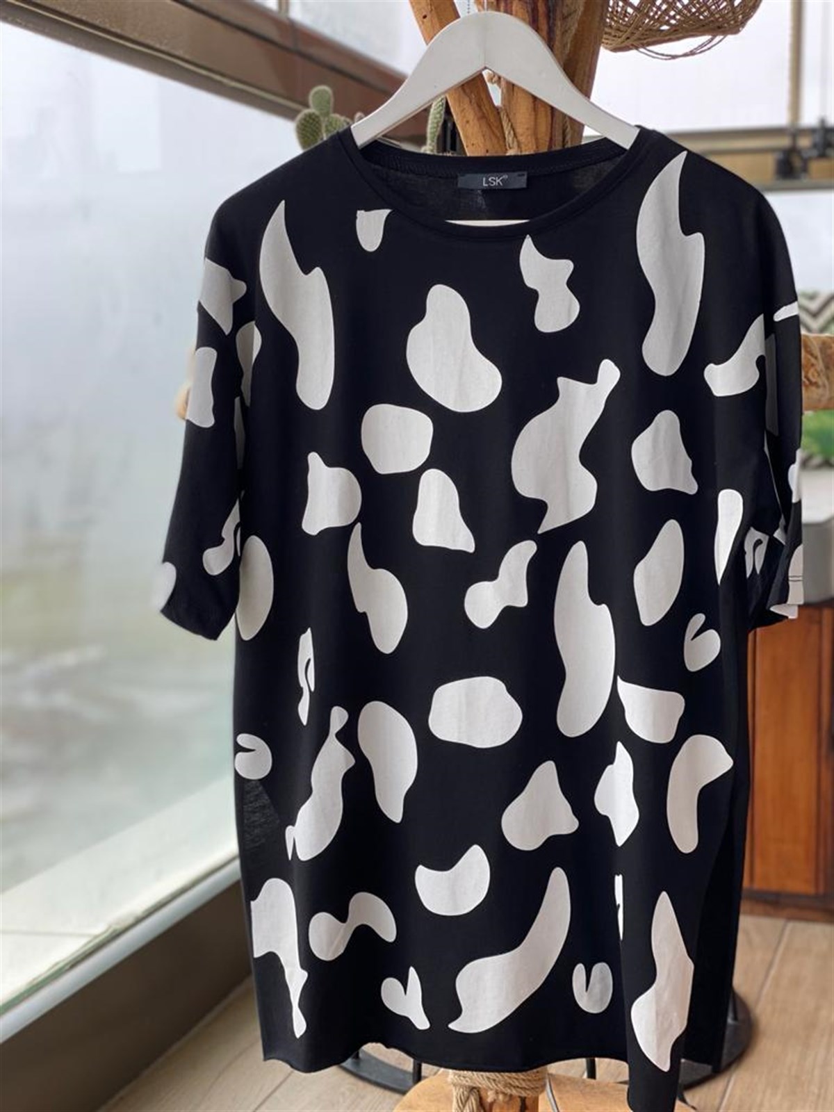 Dalmaçyalı Desen Tshirt (SİYAH)