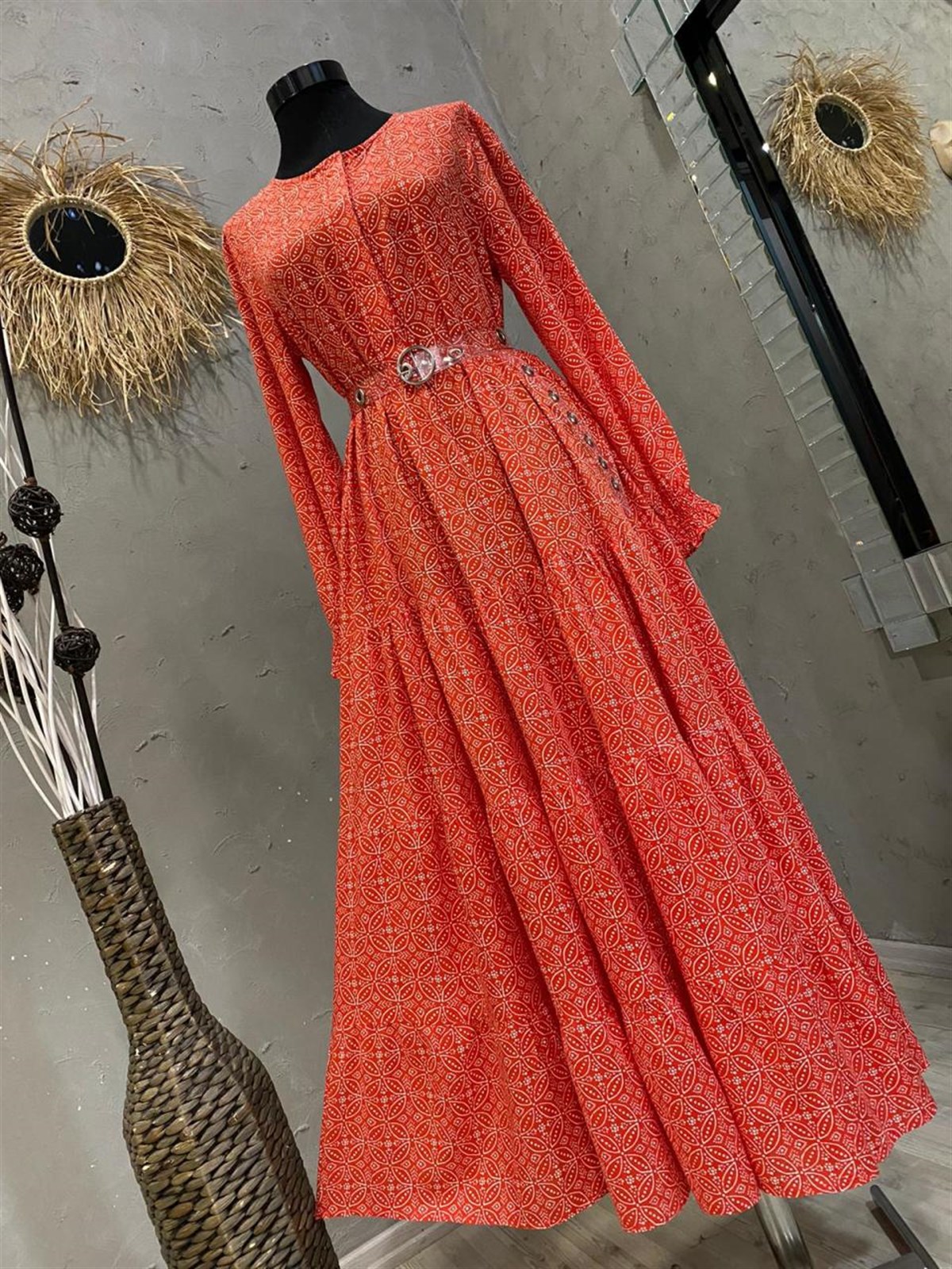 Desenli Altı Kiloş Uzun Elbise (KIRMIZI)