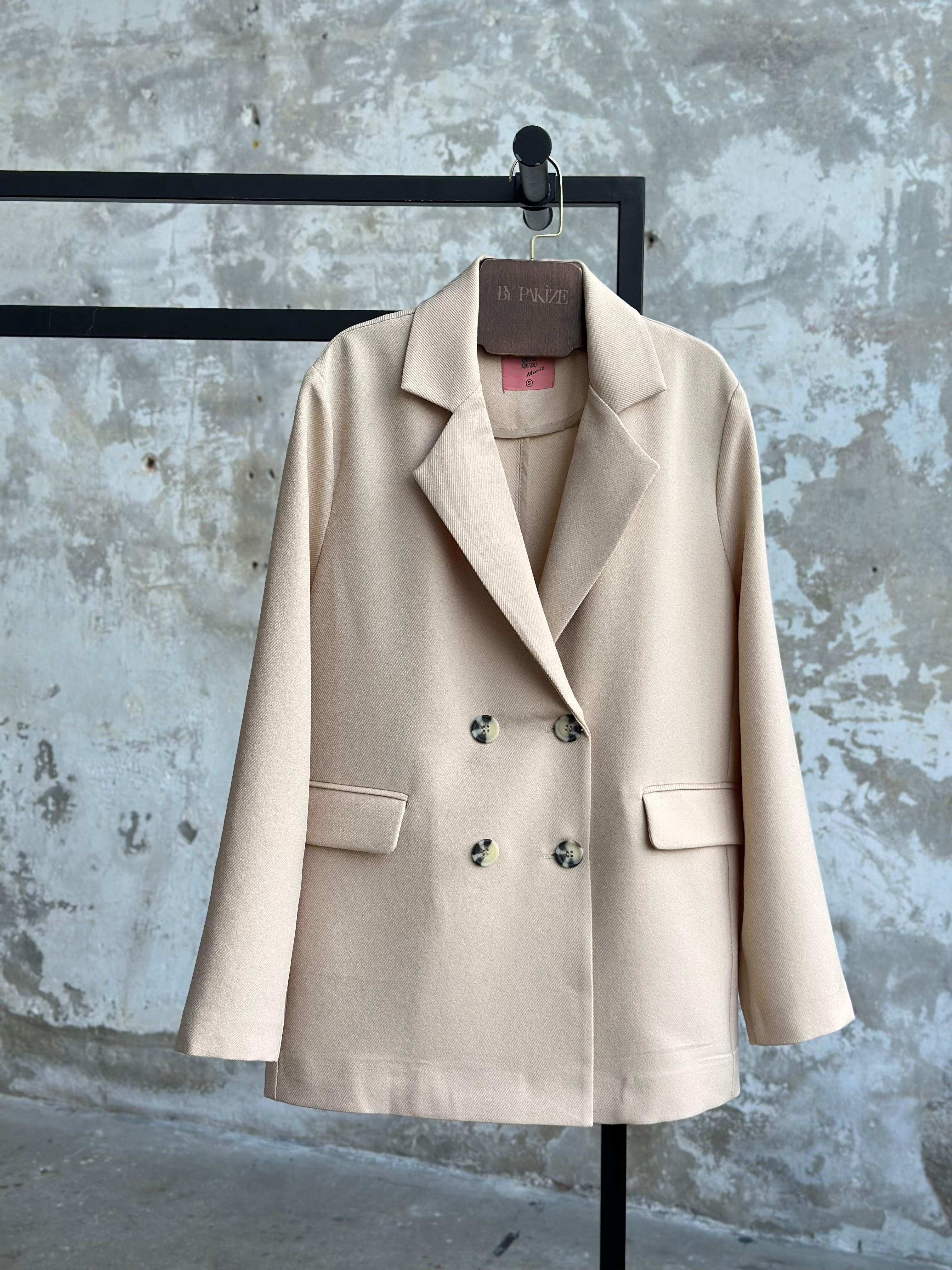 Dokuma Düğme Detaylı Blazer Ceket (Bej)