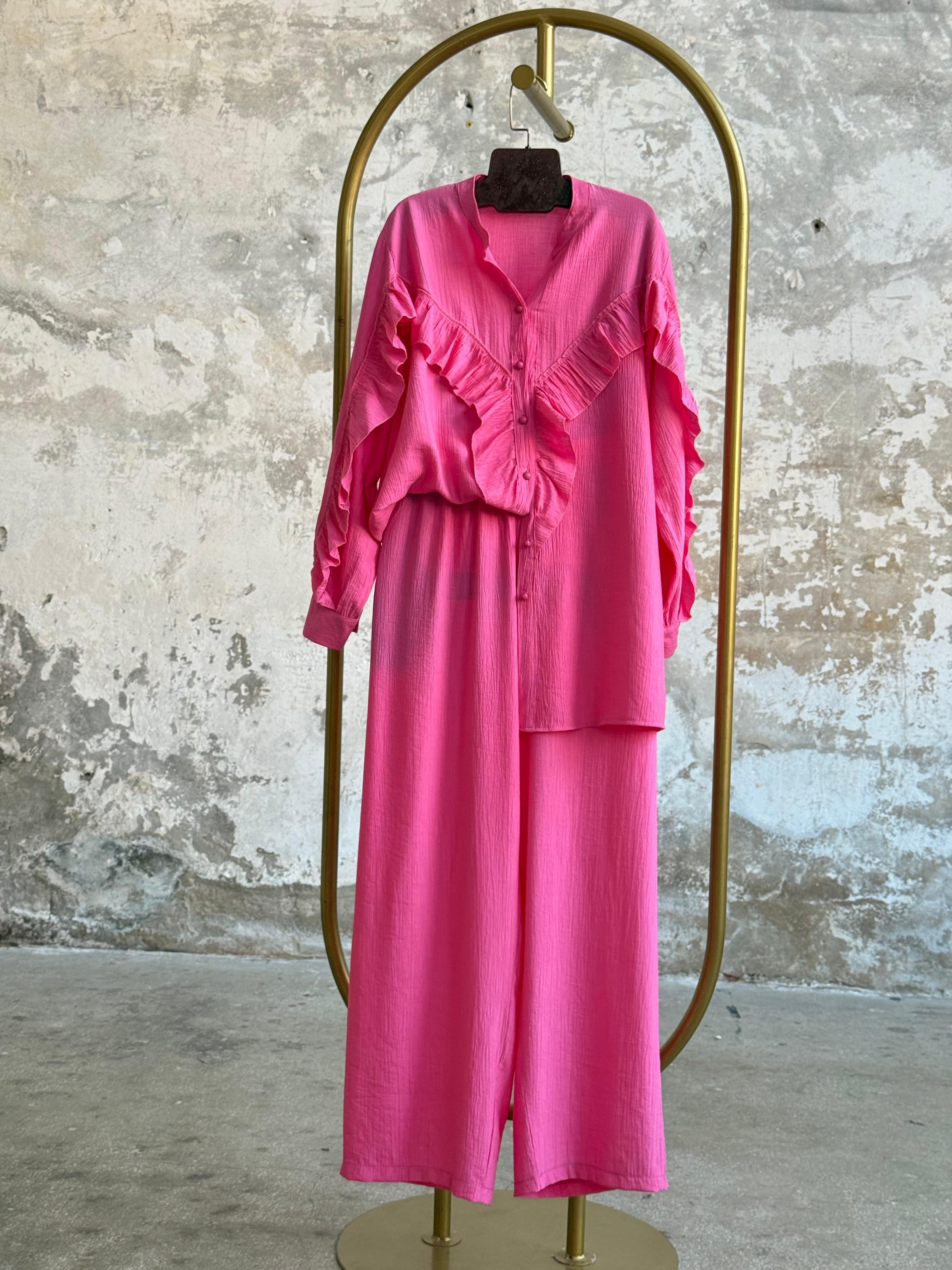 Fırfır Detaylı Gofre Kumaş Takım (Pembe)