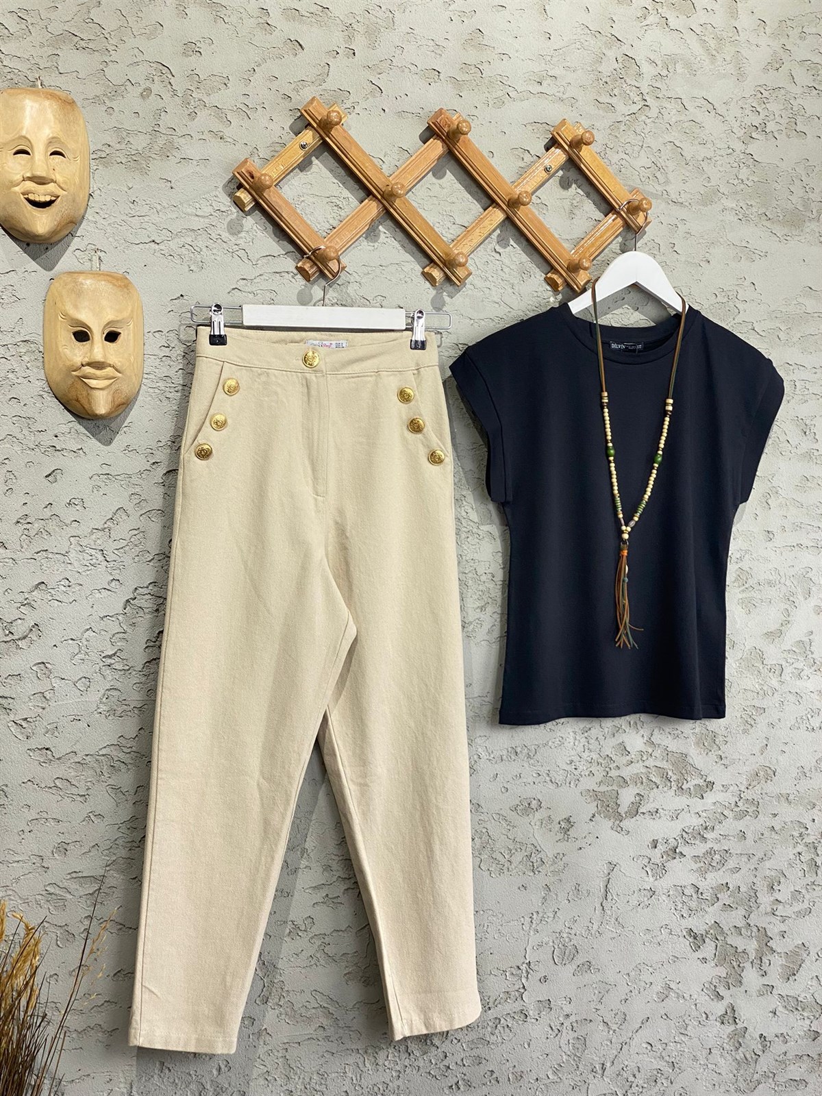 Gabardin Doku Gold Tasarım Düğmeli Pantolon (Ekru)