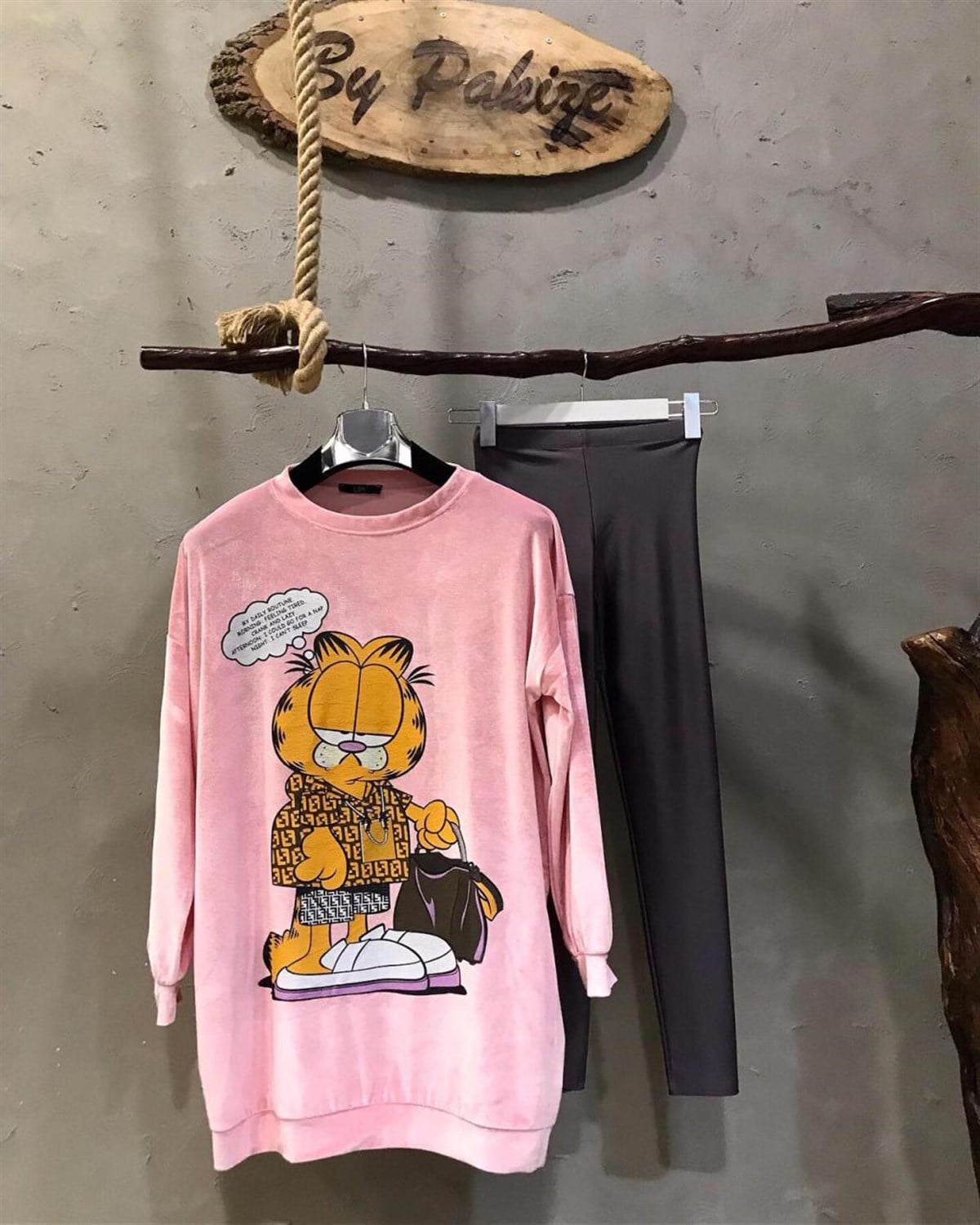Garfield Kadife Kumaş Sweatshirt (PEMBE)