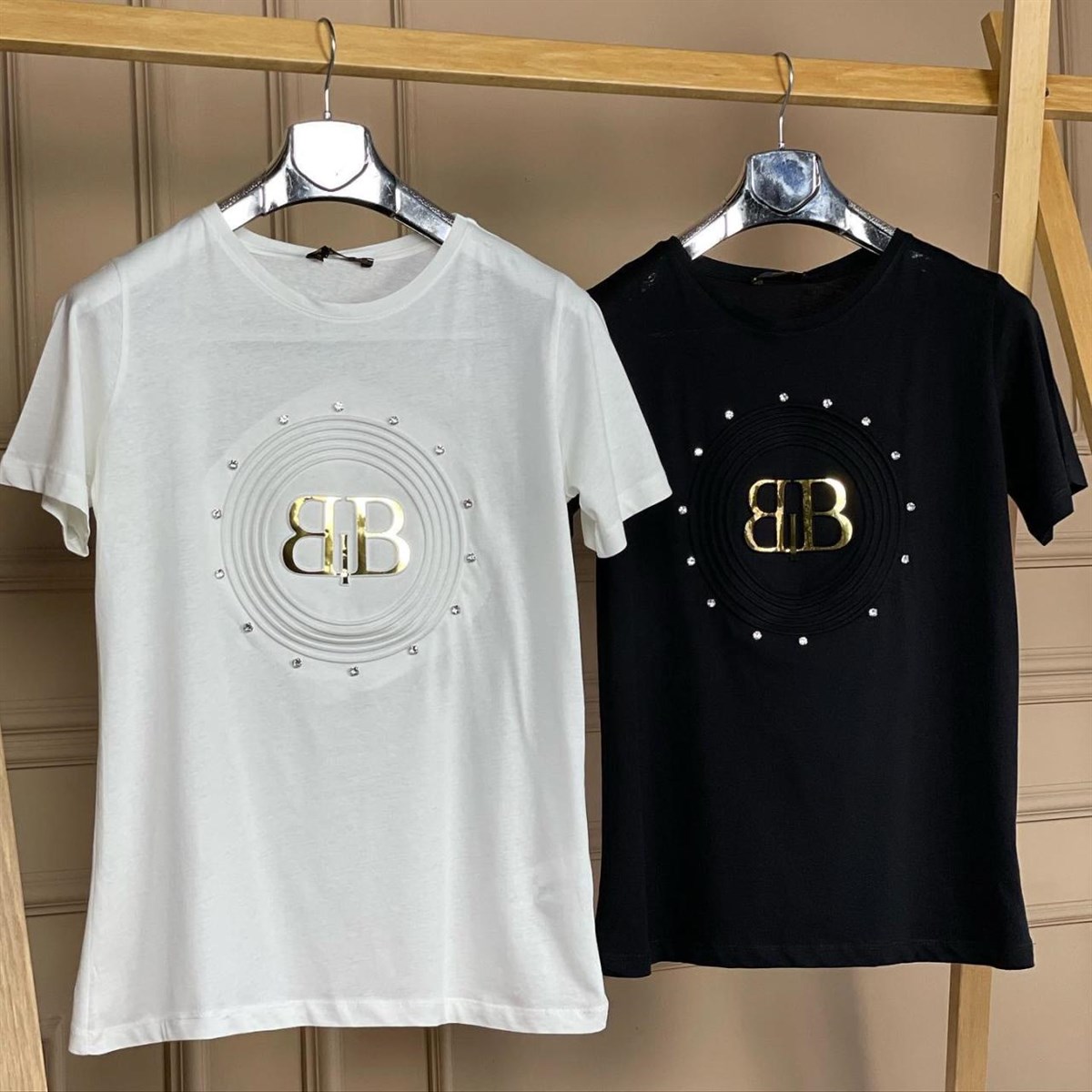 Kabartma Gold Baskılı ve Taş İşçilikli Penye Tshirt (SİYAH & EKRU)