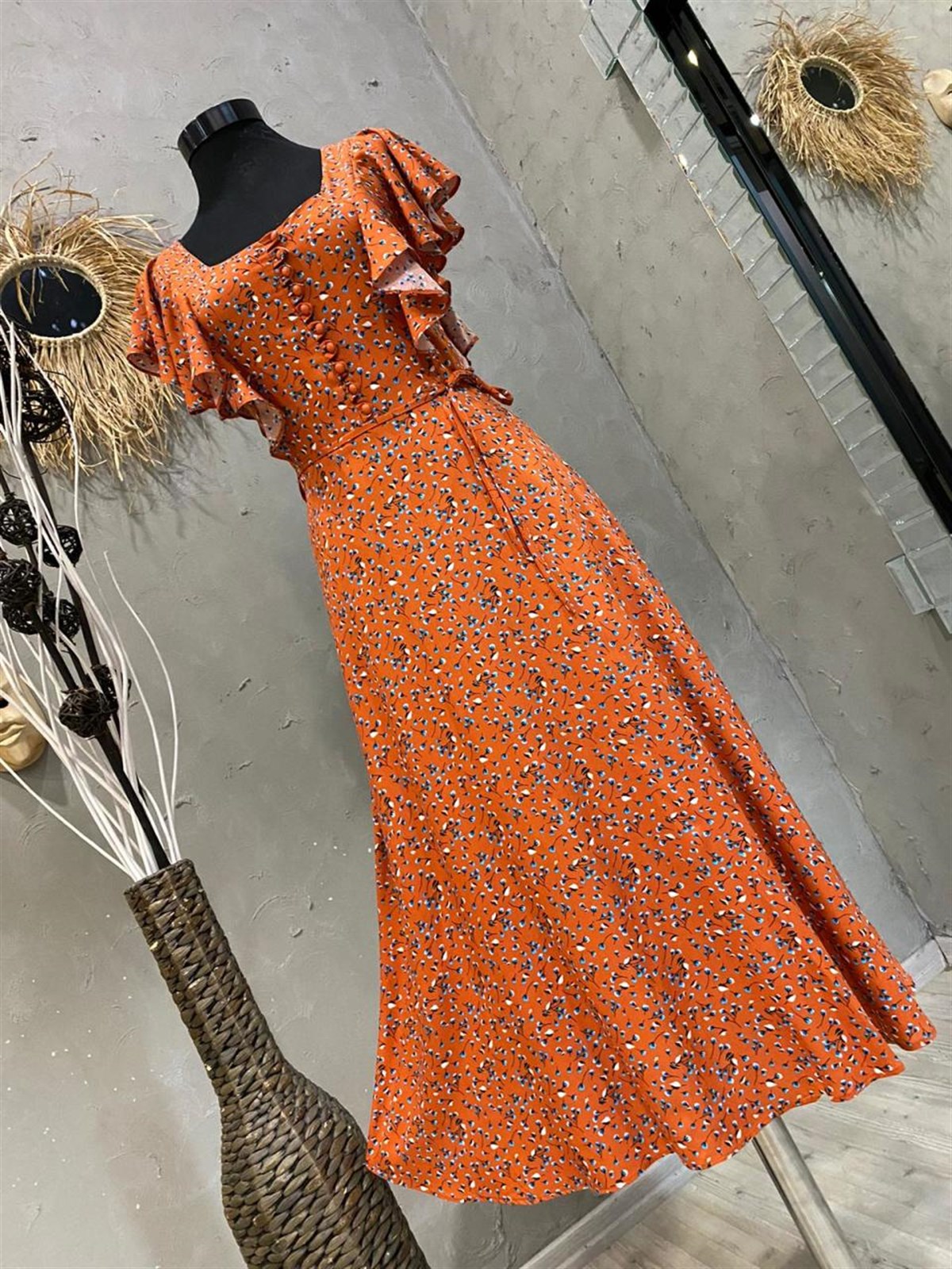 Kollar Fırfır Detaylı Romantik Elbise (ORANJ)