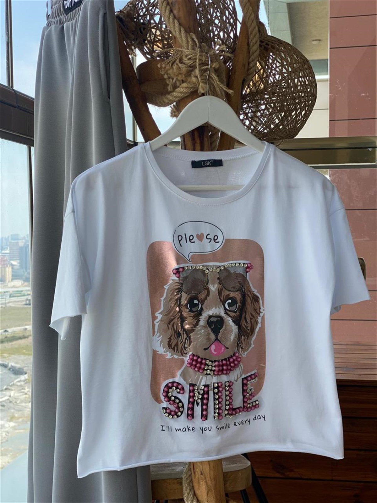 Köpek Baskılı Taş İnci Detaylı Tshirt